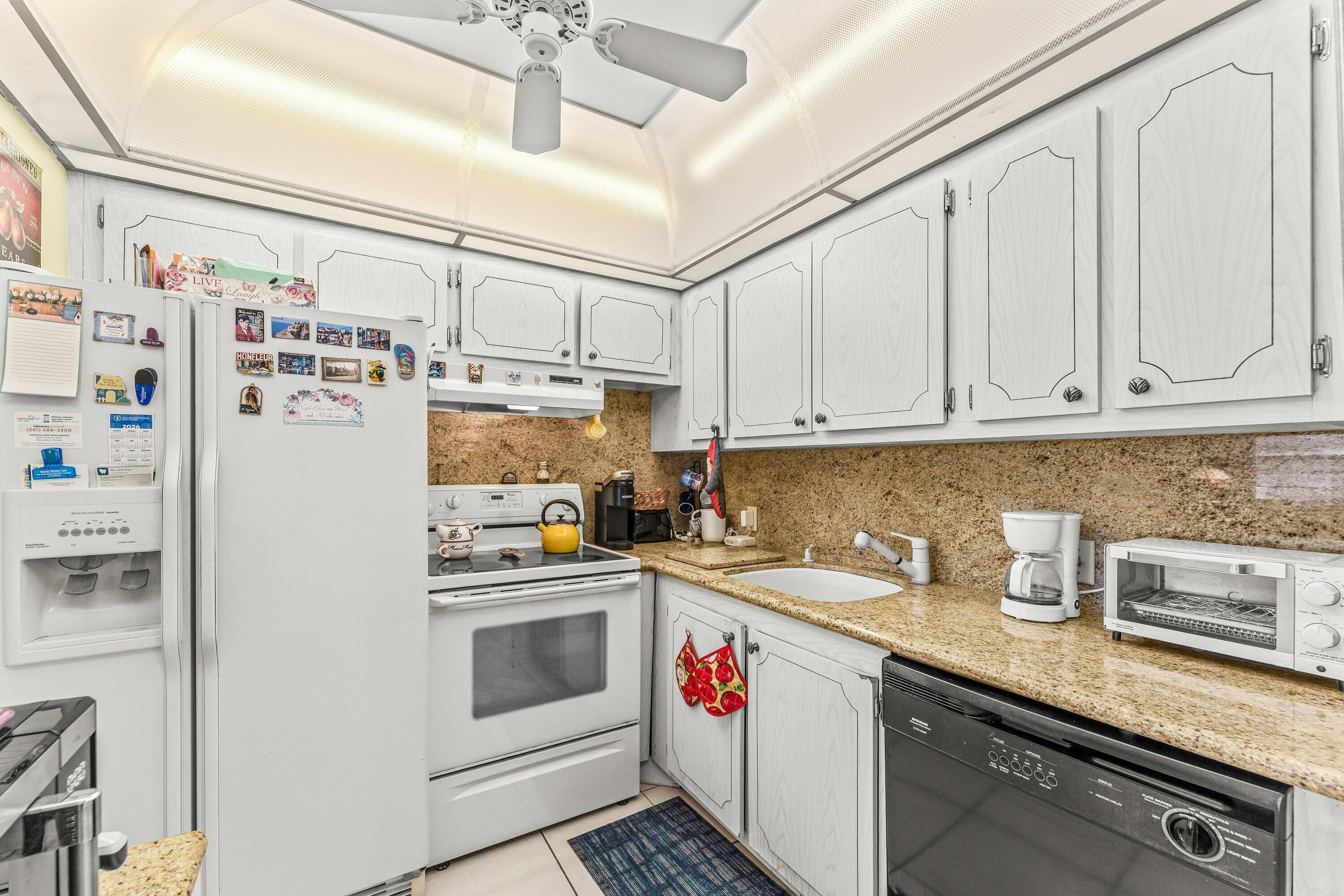 629 Fanshaw O, Boca Raton, FL 33434, Boca Raton - Photo 5