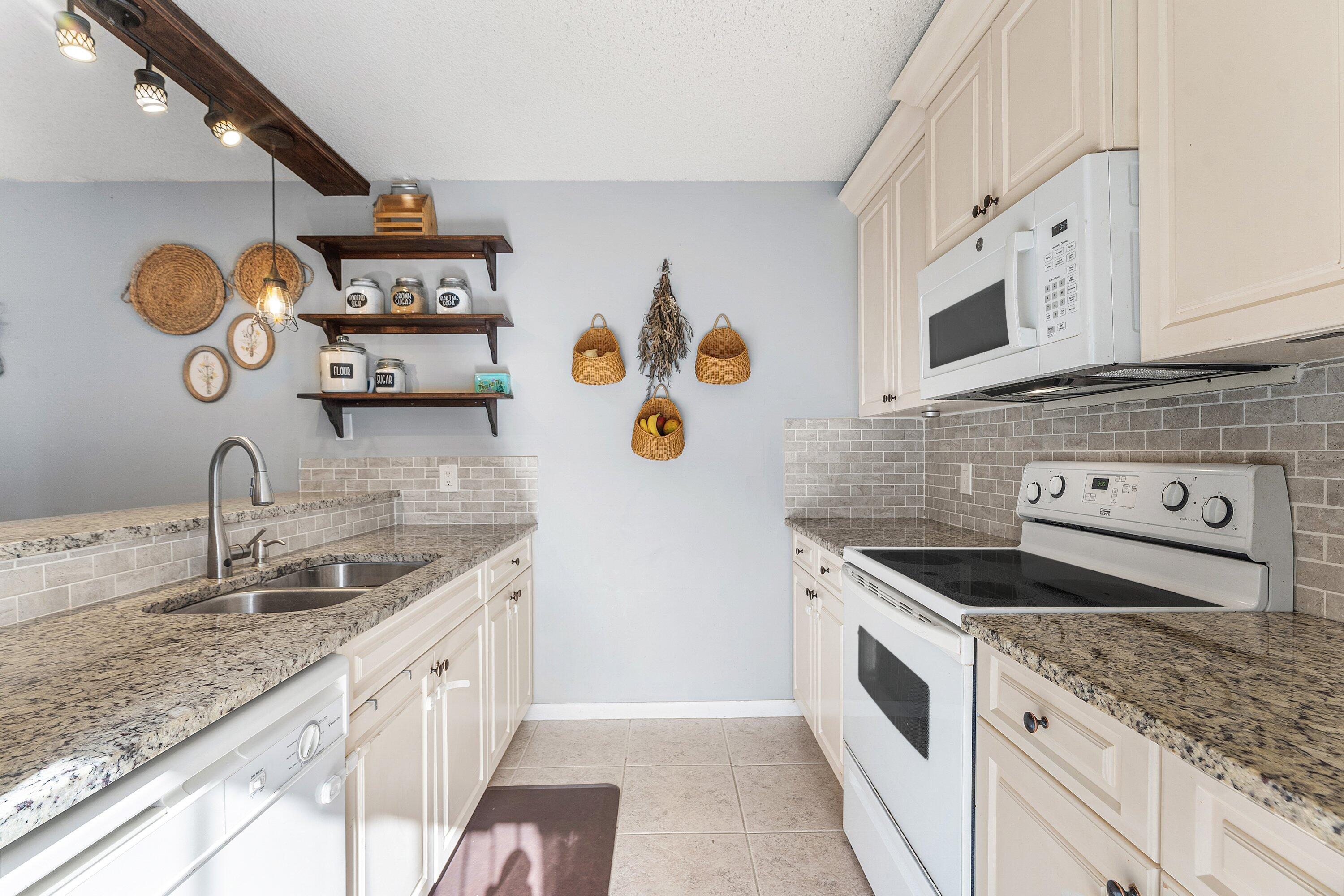2903 29th Way 2903, West Palm Beach, FL 33407, West Palm Beach - Photo 3
