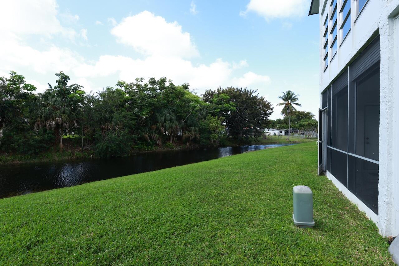 6570 Royal Palm Boulevard 106j, Margate, FL 33063, Margate