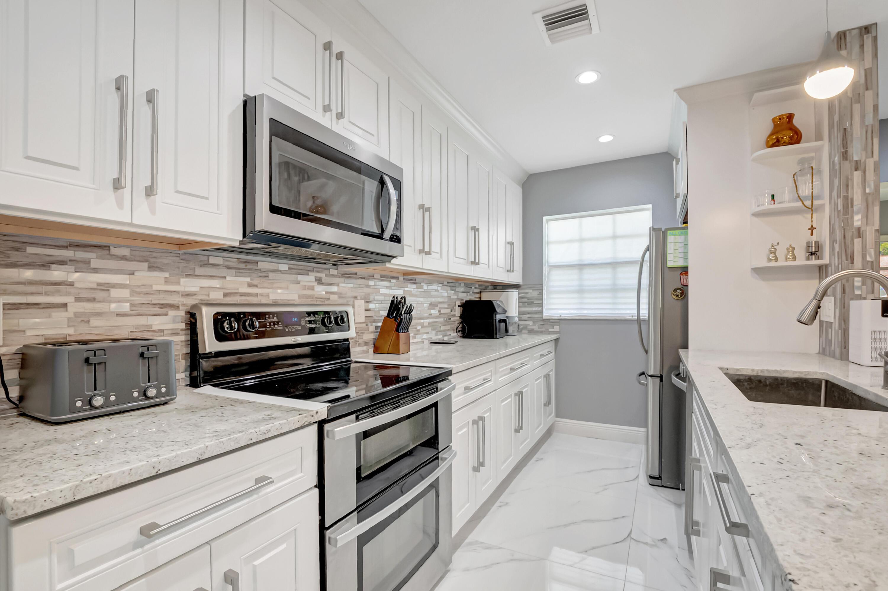 14010 Nesting Way, Delray Beach, FL 33484, Delray Beach - Photo 5