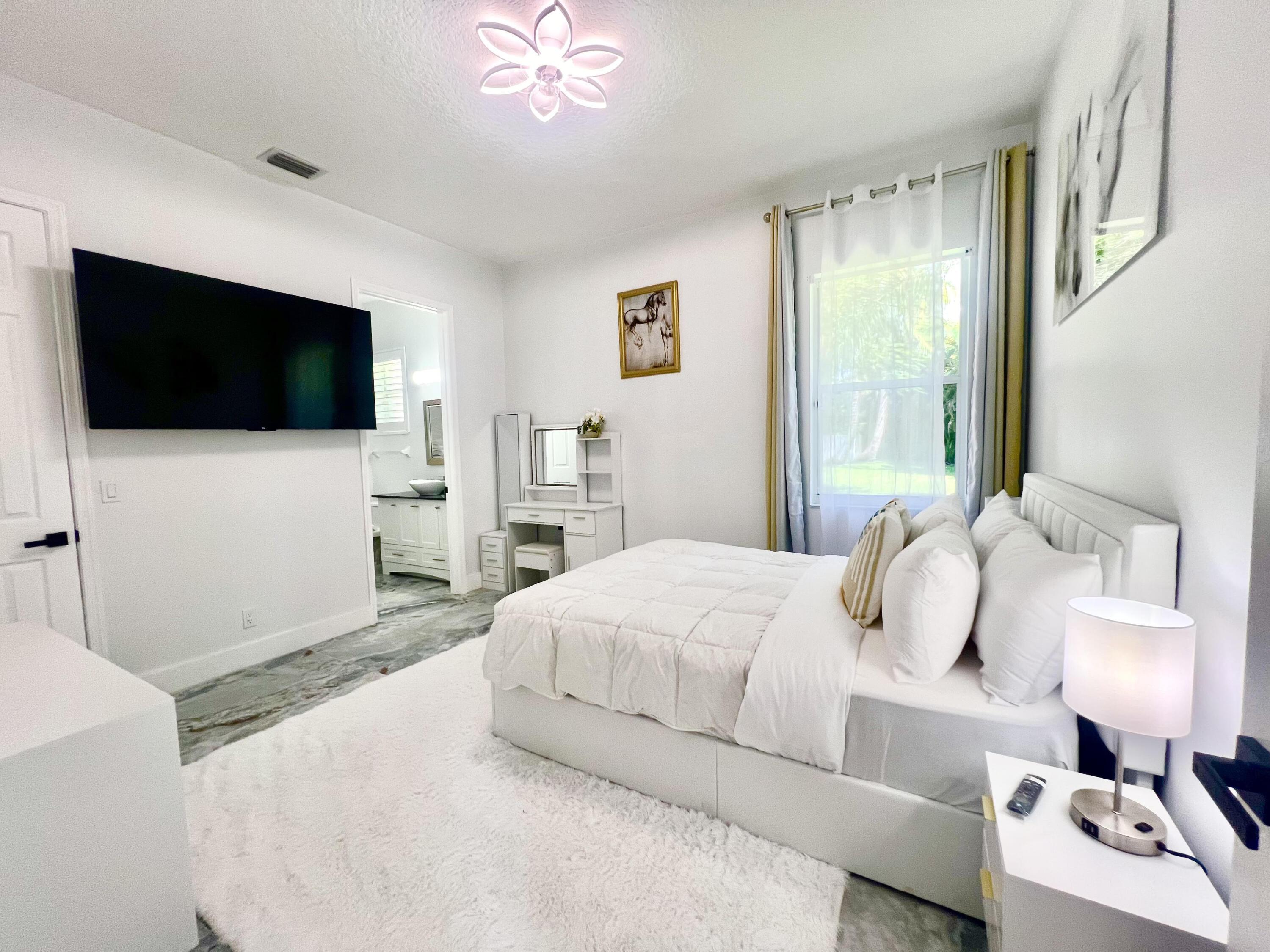 15700 Carrera Lane, Wellington, FL 33414, Wellington - Photo 4