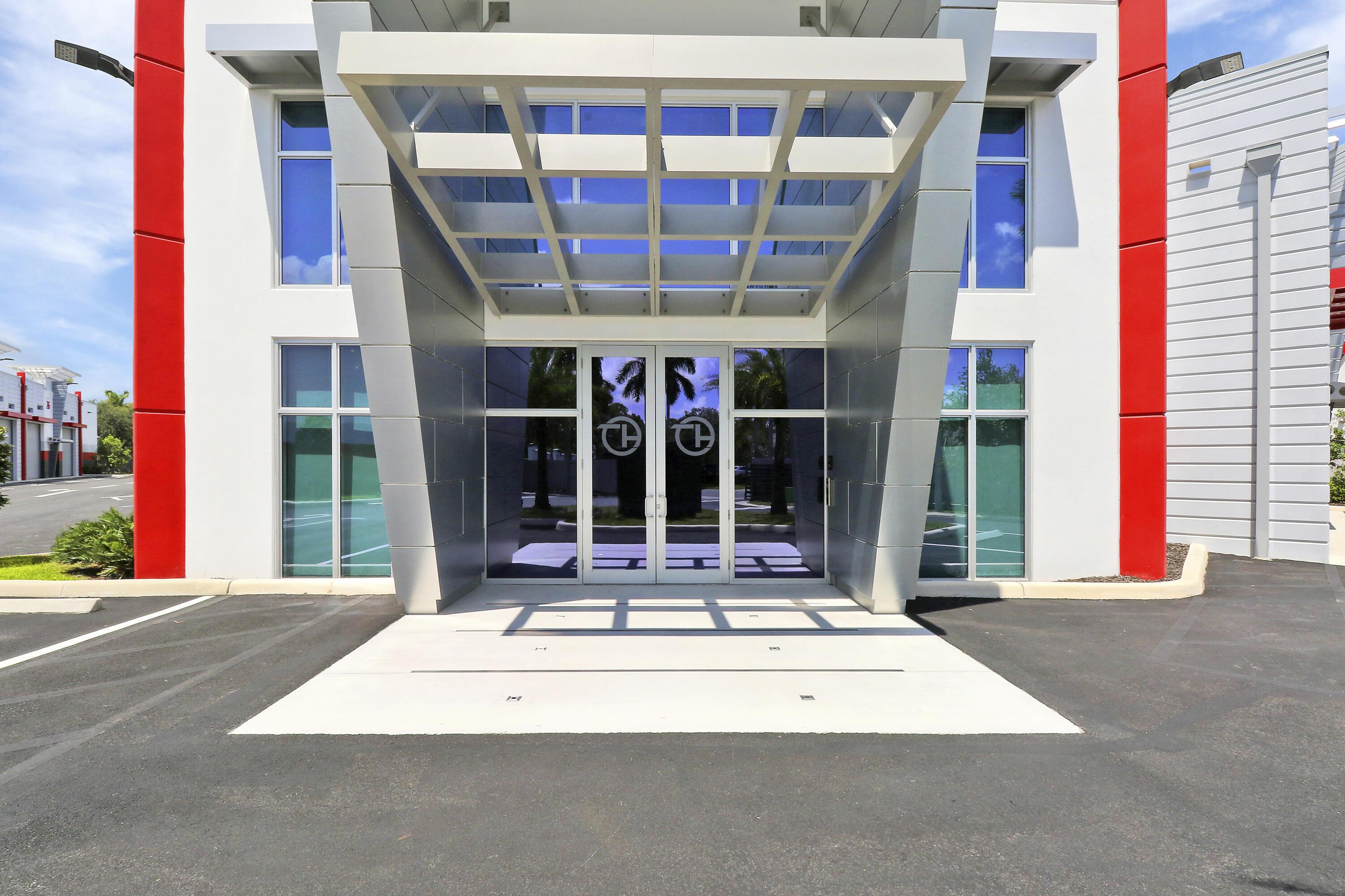 7210 Haverhill Business Parkway 13, Riviera Beach, FL 33407, Riviera Beach - Photo 4