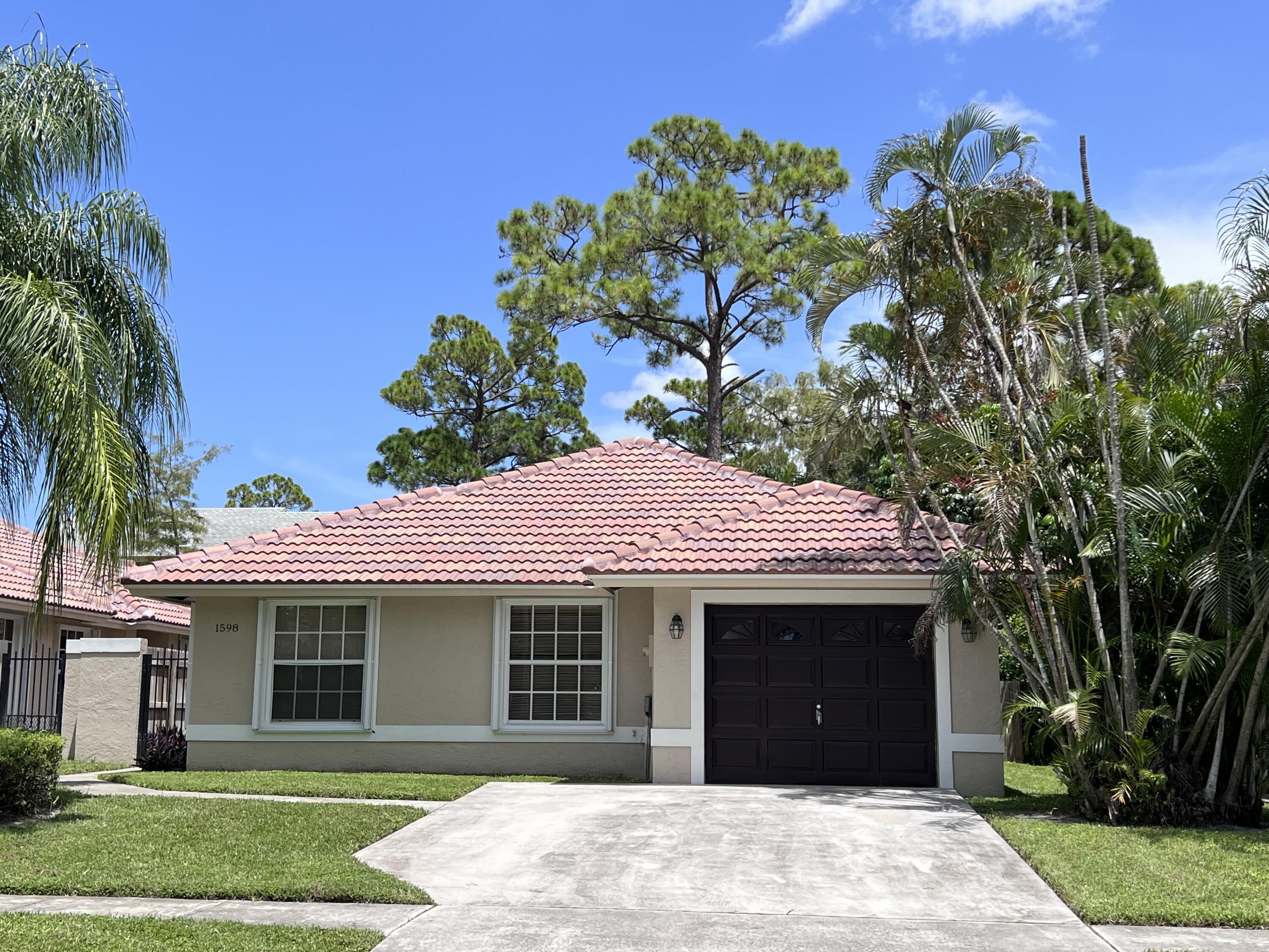 1598 Hawthorne Place, Wellington, FL 33414, Wellington