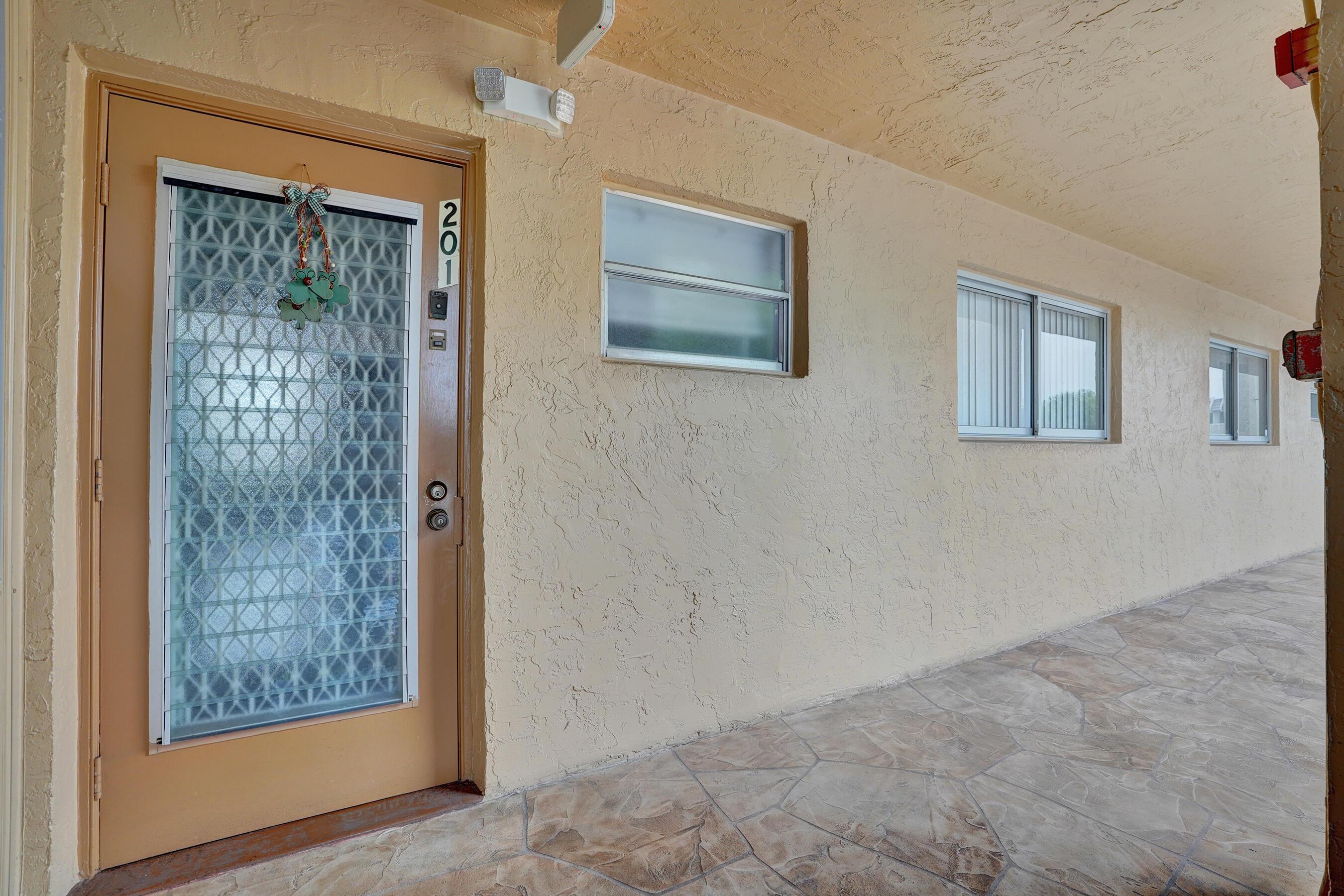 6670 Royal Palm Boulevard 201- K, Margate, FL 33063, Margate - Photo 2