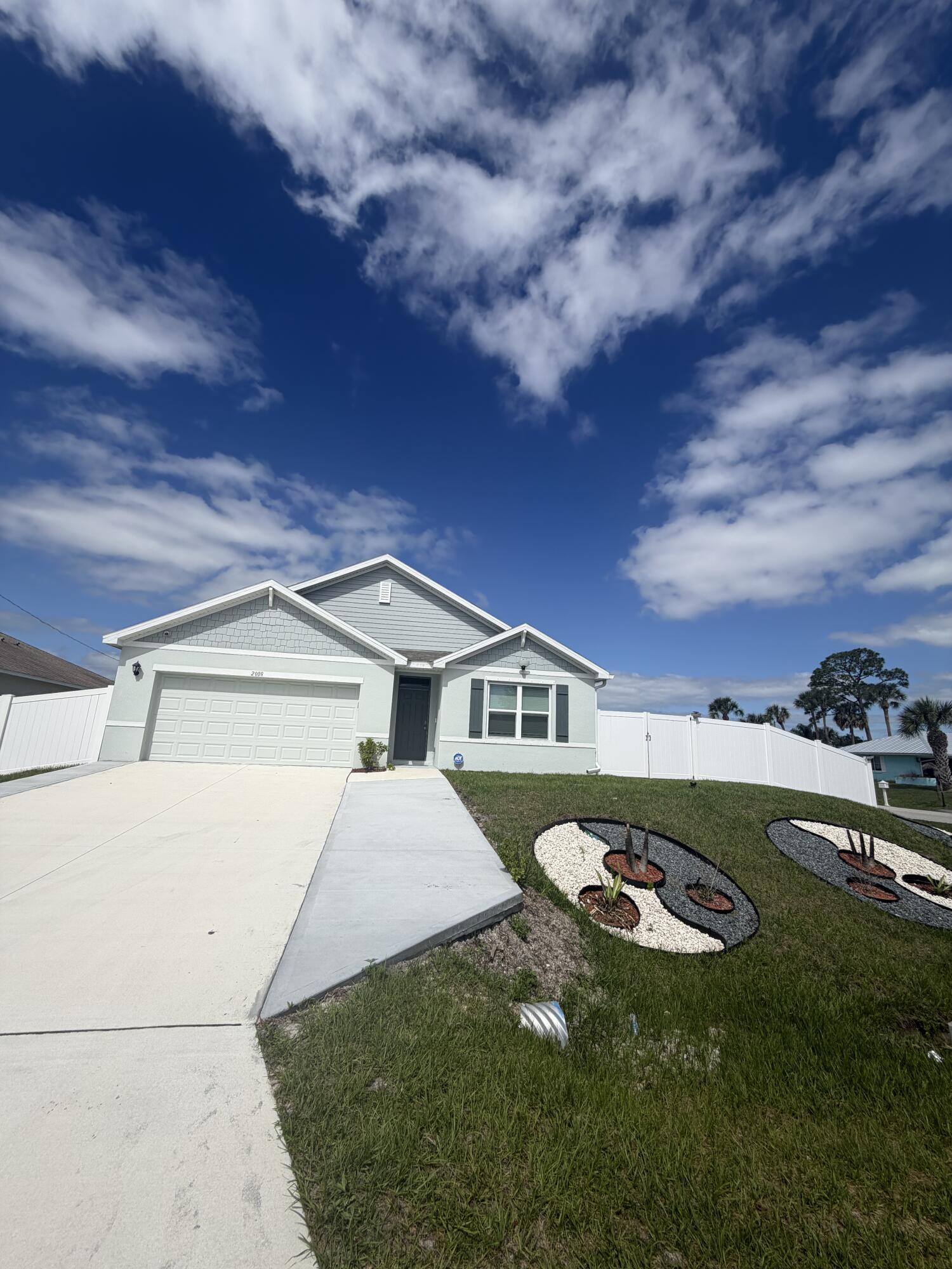2008 SW Olympia Ave Avenue SW, Palm Bay, FL 32908, Palm Bay - Photo 2