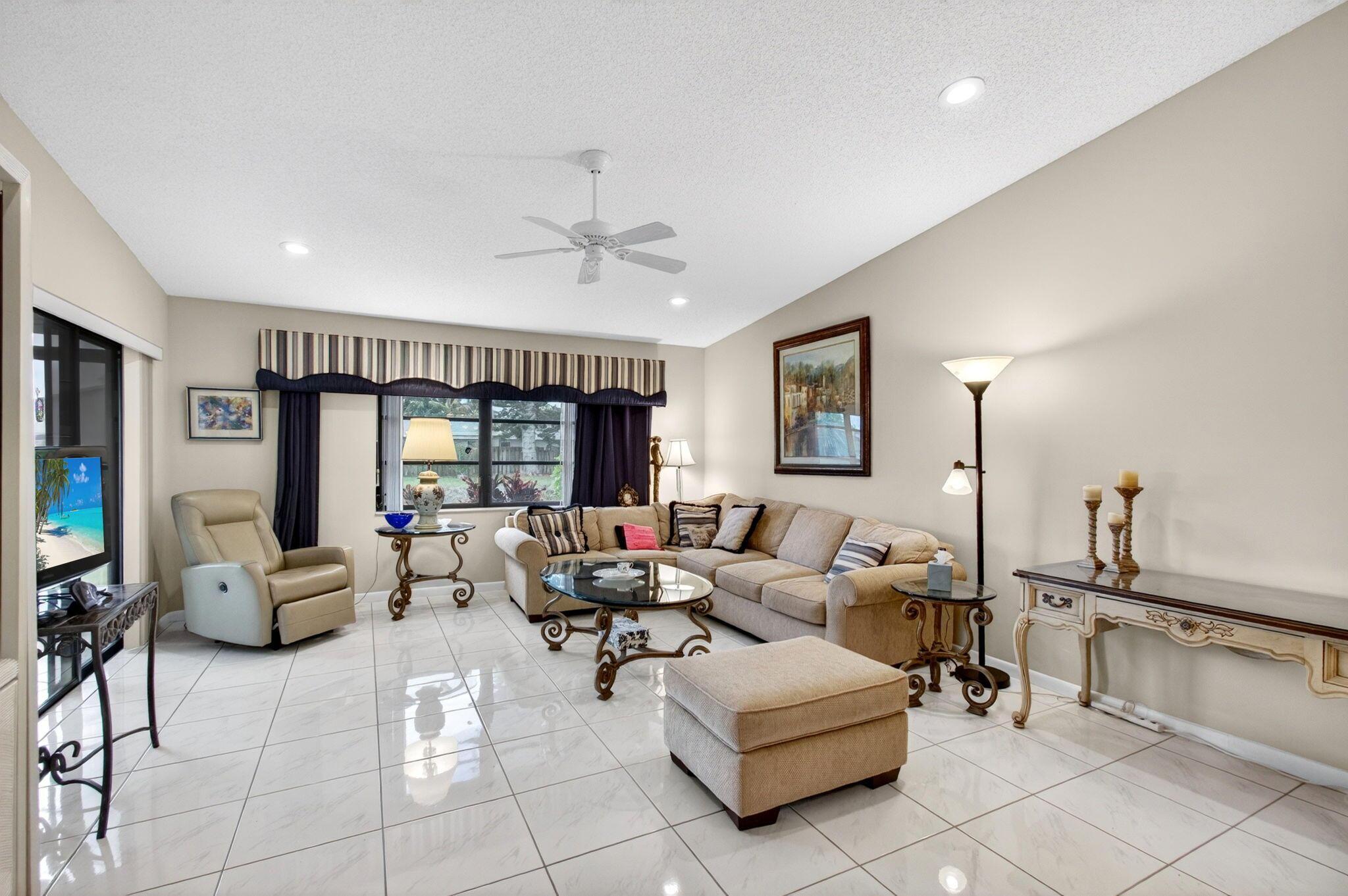 6292 Kings Gate Circle, Delray Beach, FL 33484, Delray Beach - Photo 3