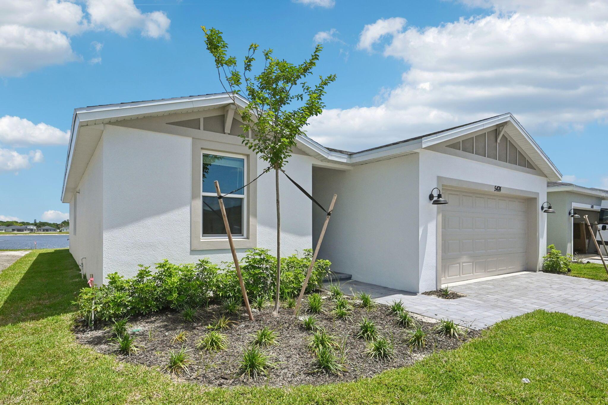 5474 Hampton Park Circle, Vero Beach, FL 32966, Vero Beach - Photo 3