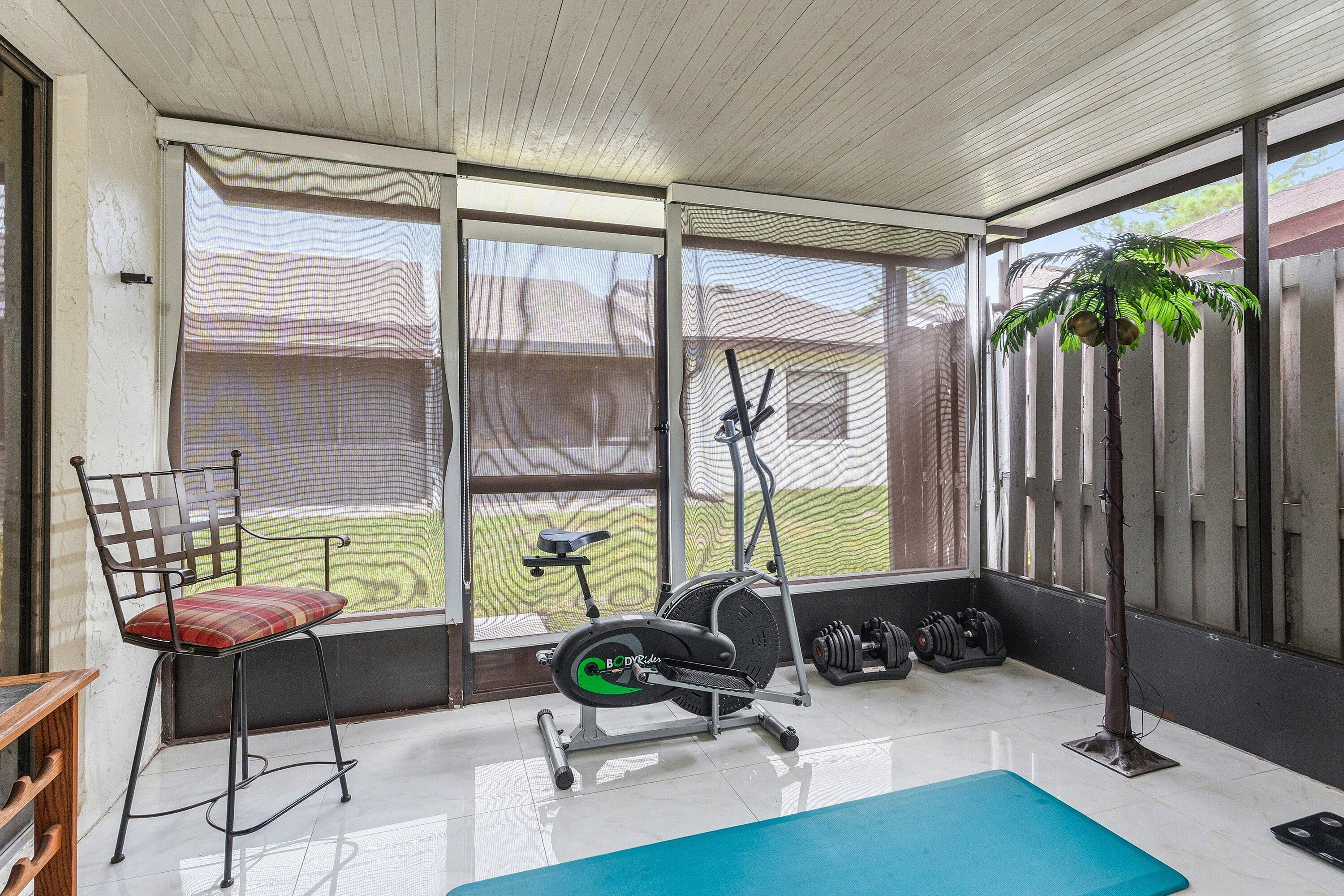 1875 Abbey Road, West Palm Beach, FL 33415, West Palm Beach - Photo 3
