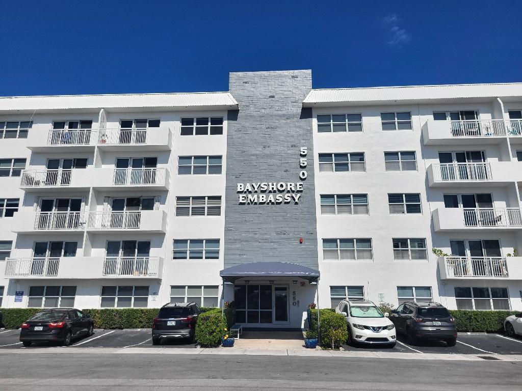 550 Bayshore Drive 104, Fort Lauderdale, FL 33304, Fort Lauderdale - Photo 3