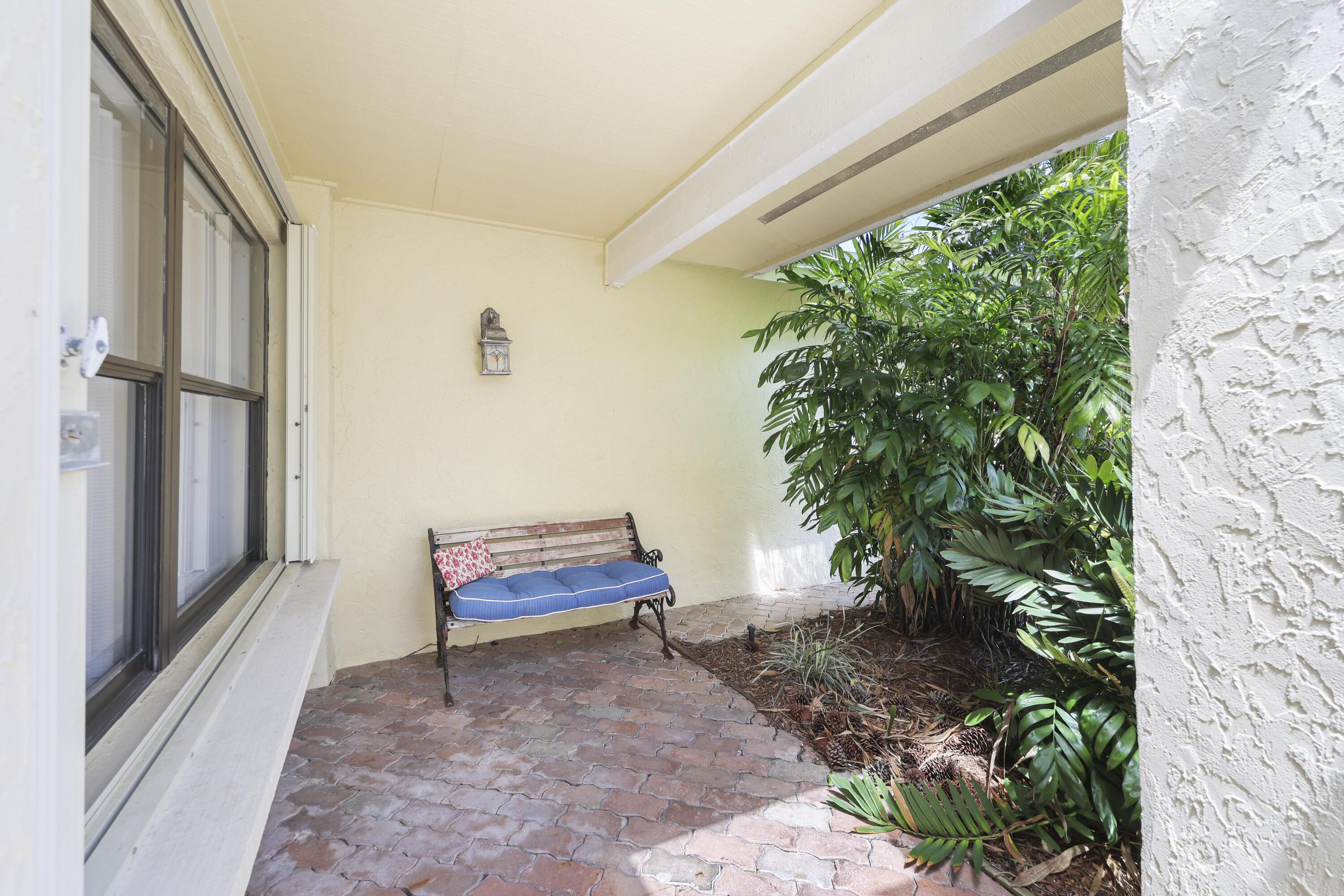 12378 Sawgrass Court, Wellington, FL 33414, Wellington - Photo 4