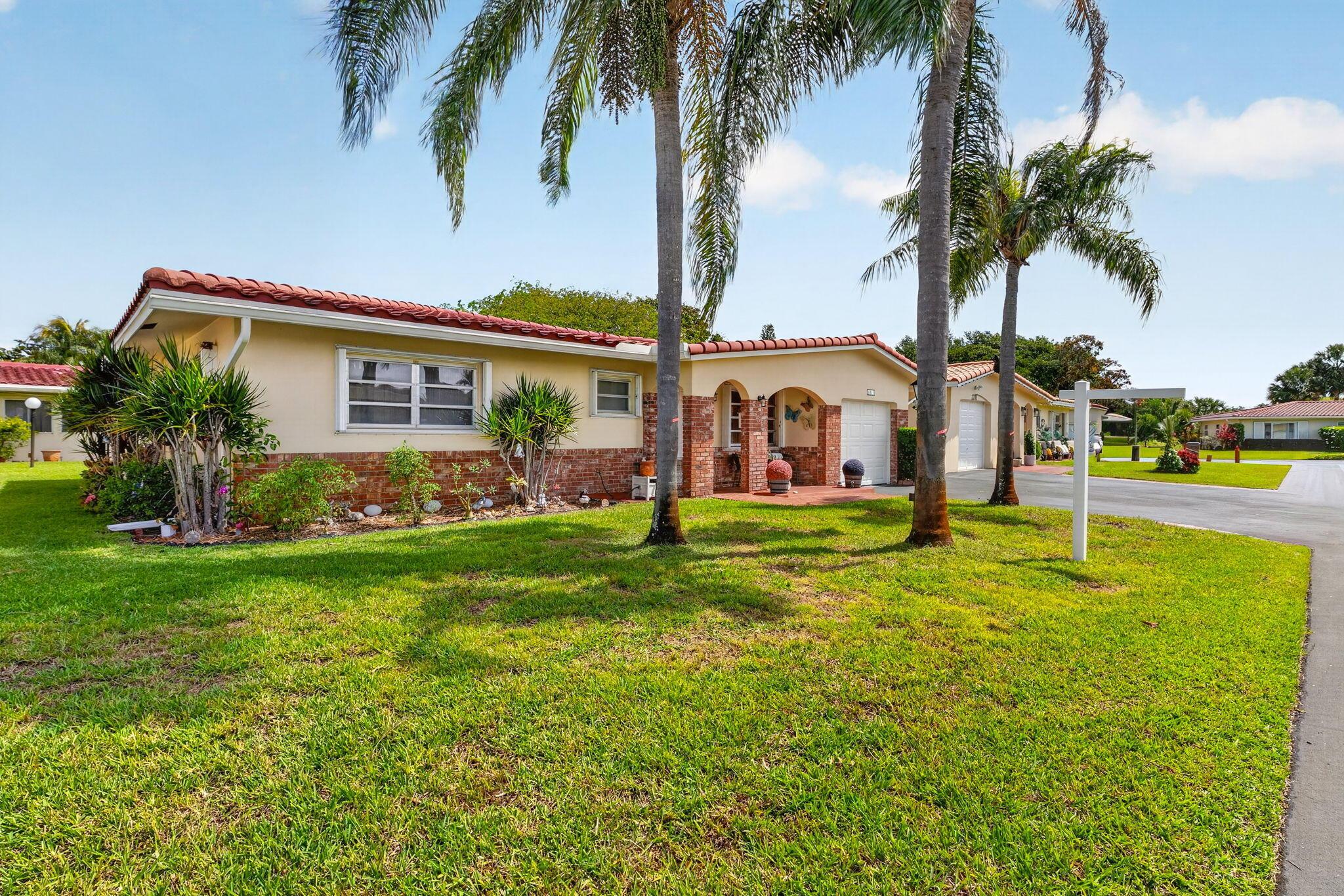 1211 NW 44th Street, Deerfield Beach, FL 33064, Deerfield Beach - Photo 4