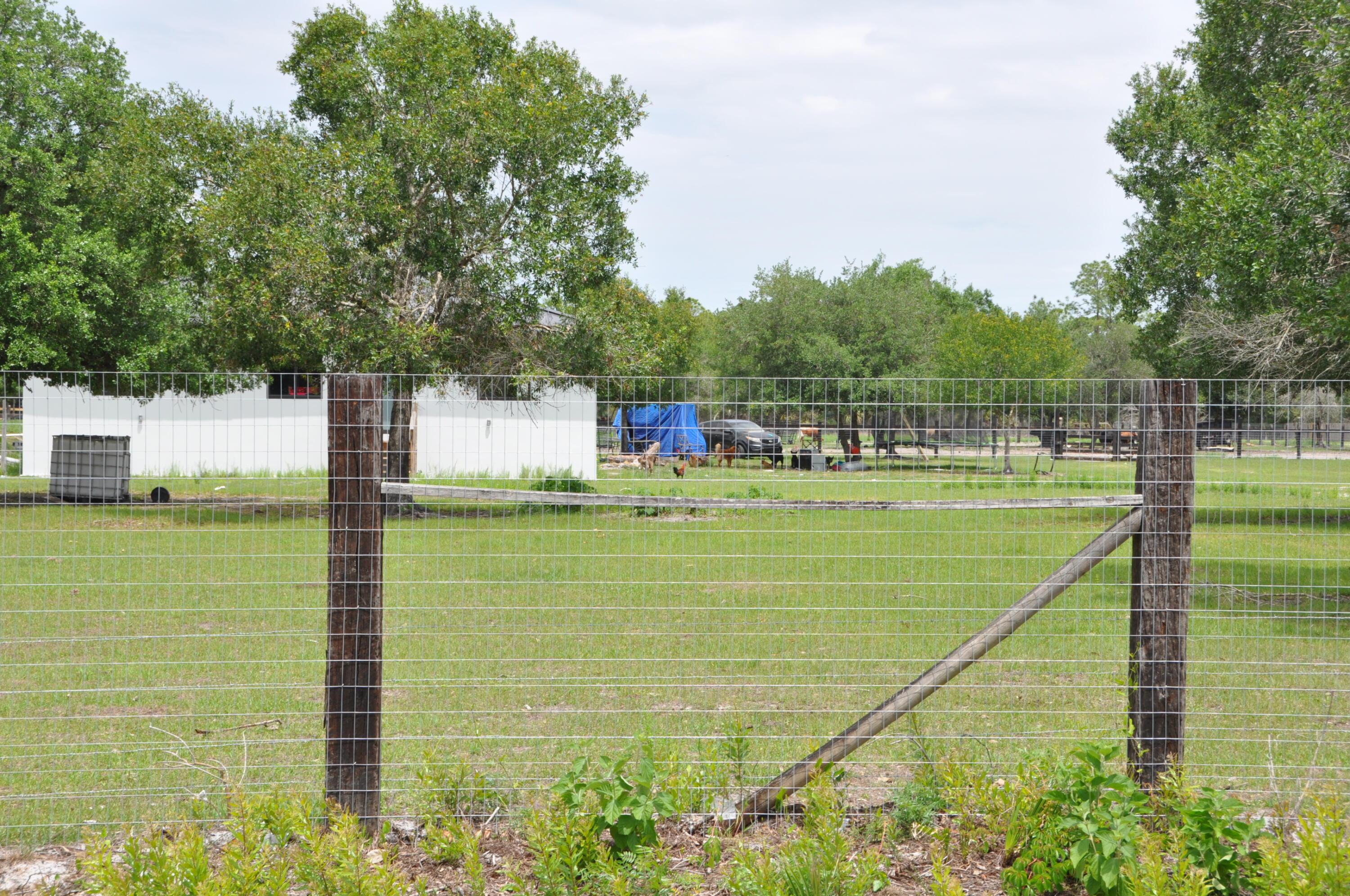 636 Montura Avenue, Clewiston, FL 33440, Clewiston - Photo 4