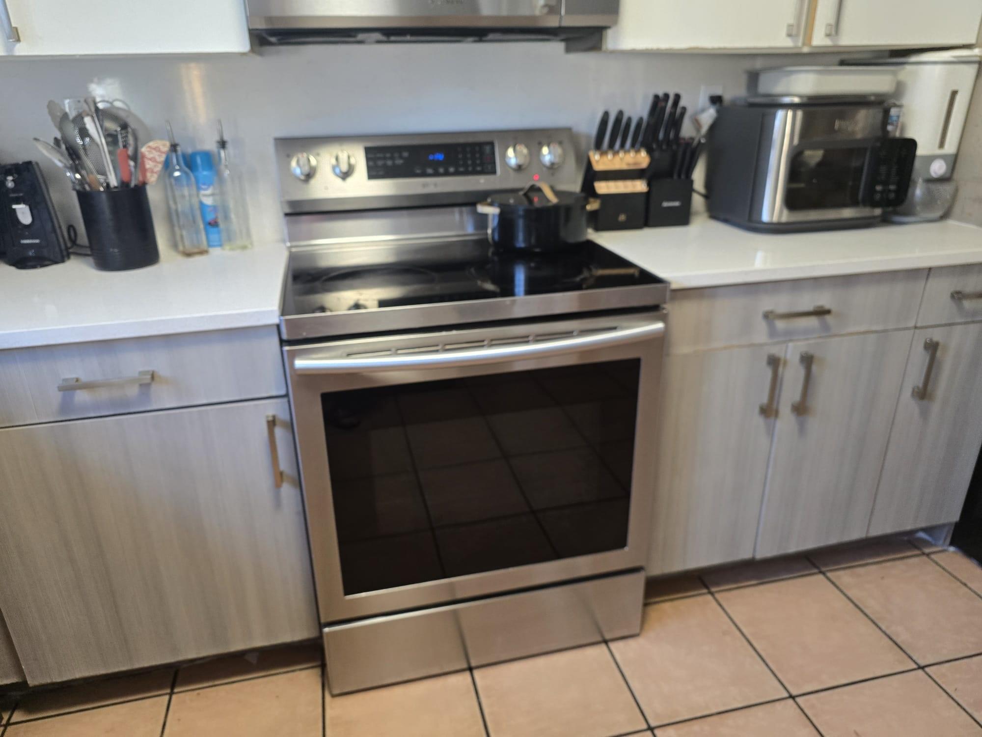 8908 NW 187th Street, Hialeah, FL 33018, Hialeah - Photo 5
