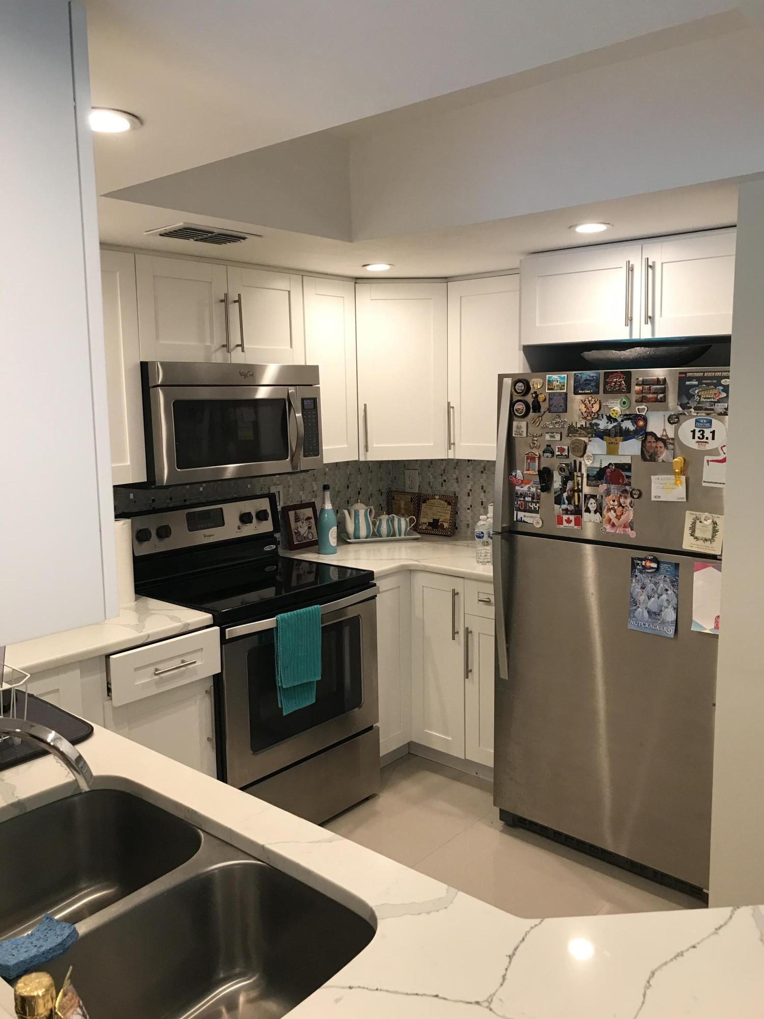 700 S Crestwood Ct Court S 708, Royal Palm Beach, FL 33411, Royal Palm Beach - Photo 4