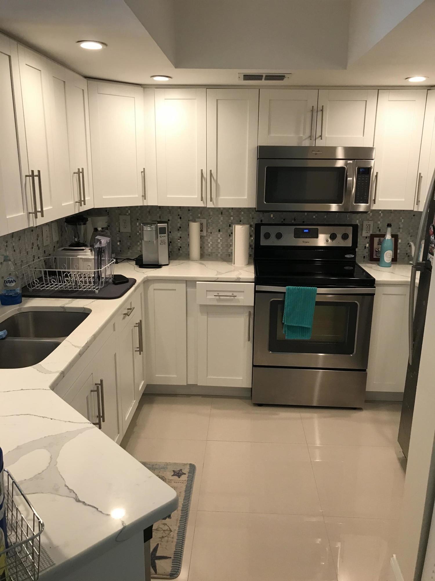 700 S Crestwood Ct Court S 708, Royal Palm Beach, FL 33411, Royal Palm Beach - Photo 5
