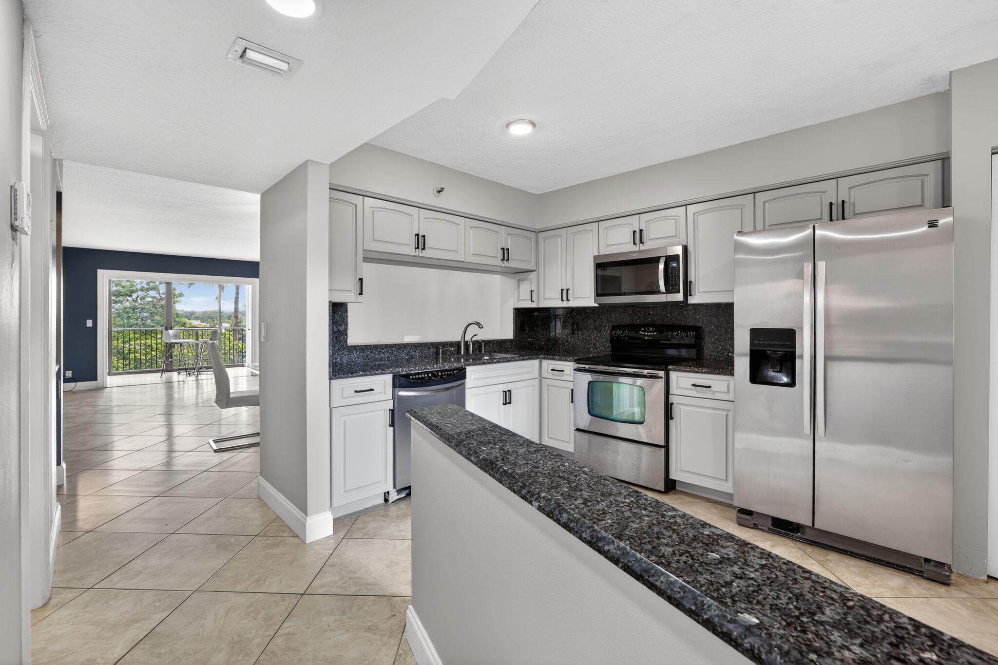 2206 S Cypress Bend Drive 401, Pompano Beach, FL 33069, Pompano Beach - Main