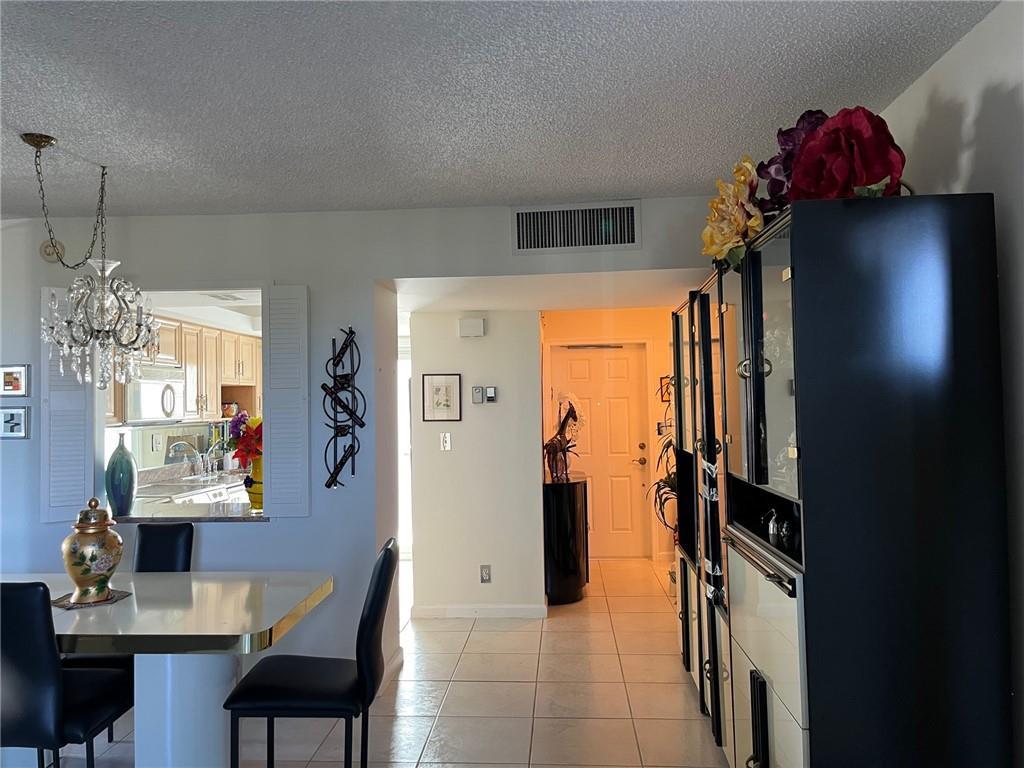 333 NE 21 Avenue 304, Deerfield Beach, FL 33441, Deerfield Beach - Photo 2