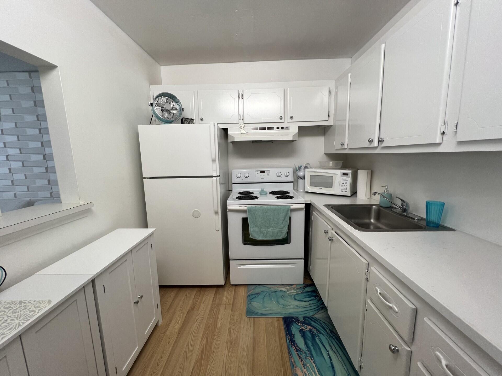 258 Markham L 258, Deerfield Beach, FL 33442, Deerfield Beach - Photo 5