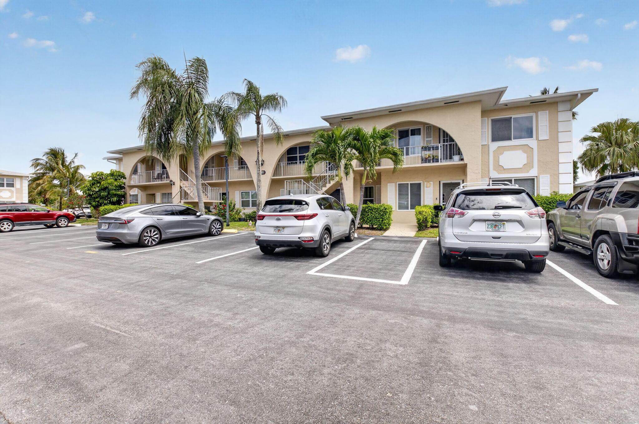 13765 Flora Place H, Delray Beach, FL 33484, Delray Beach - Photo 2