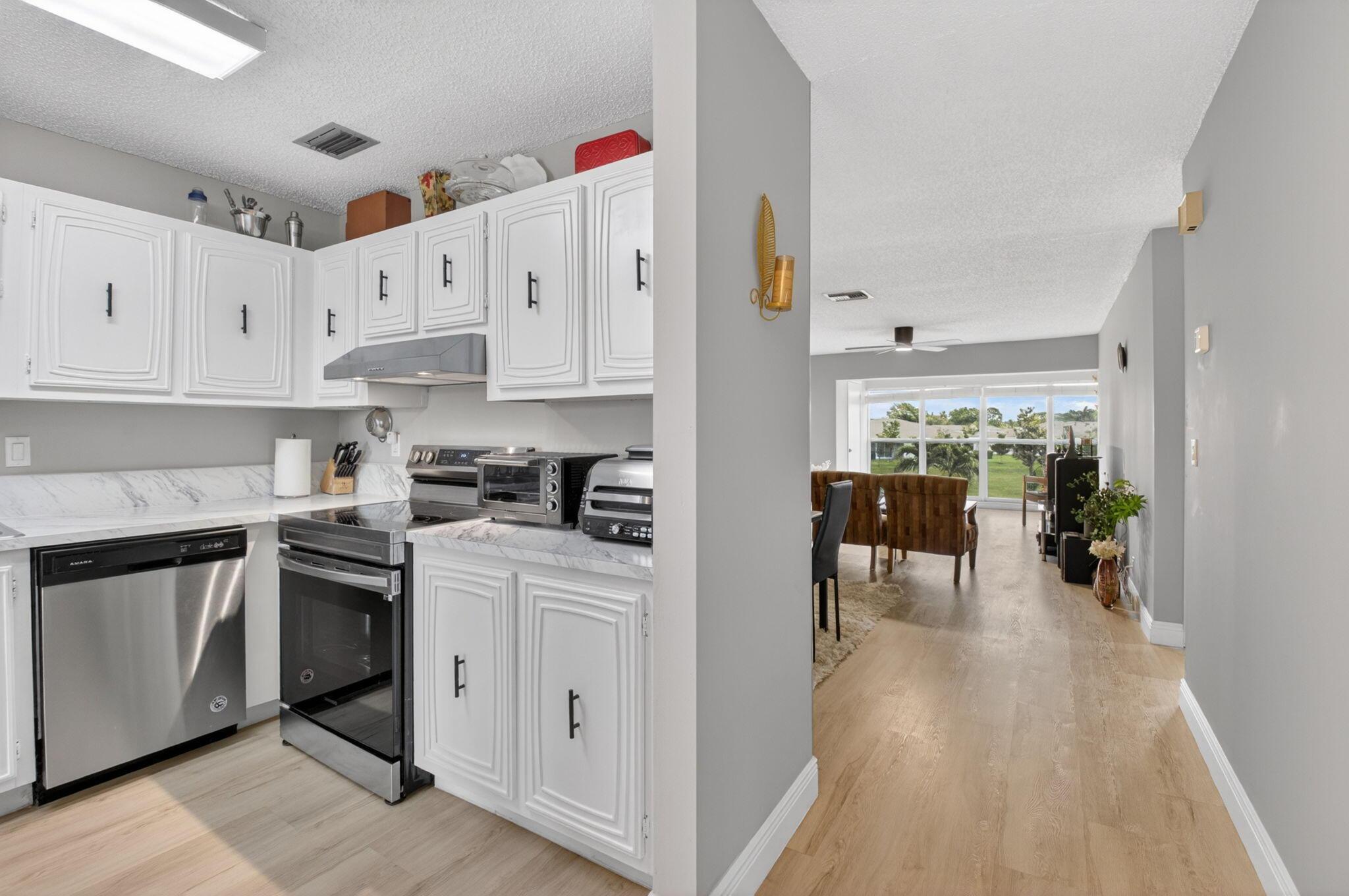 13765 Flora Place H, Delray Beach, FL 33484, Delray Beach - Photo 5