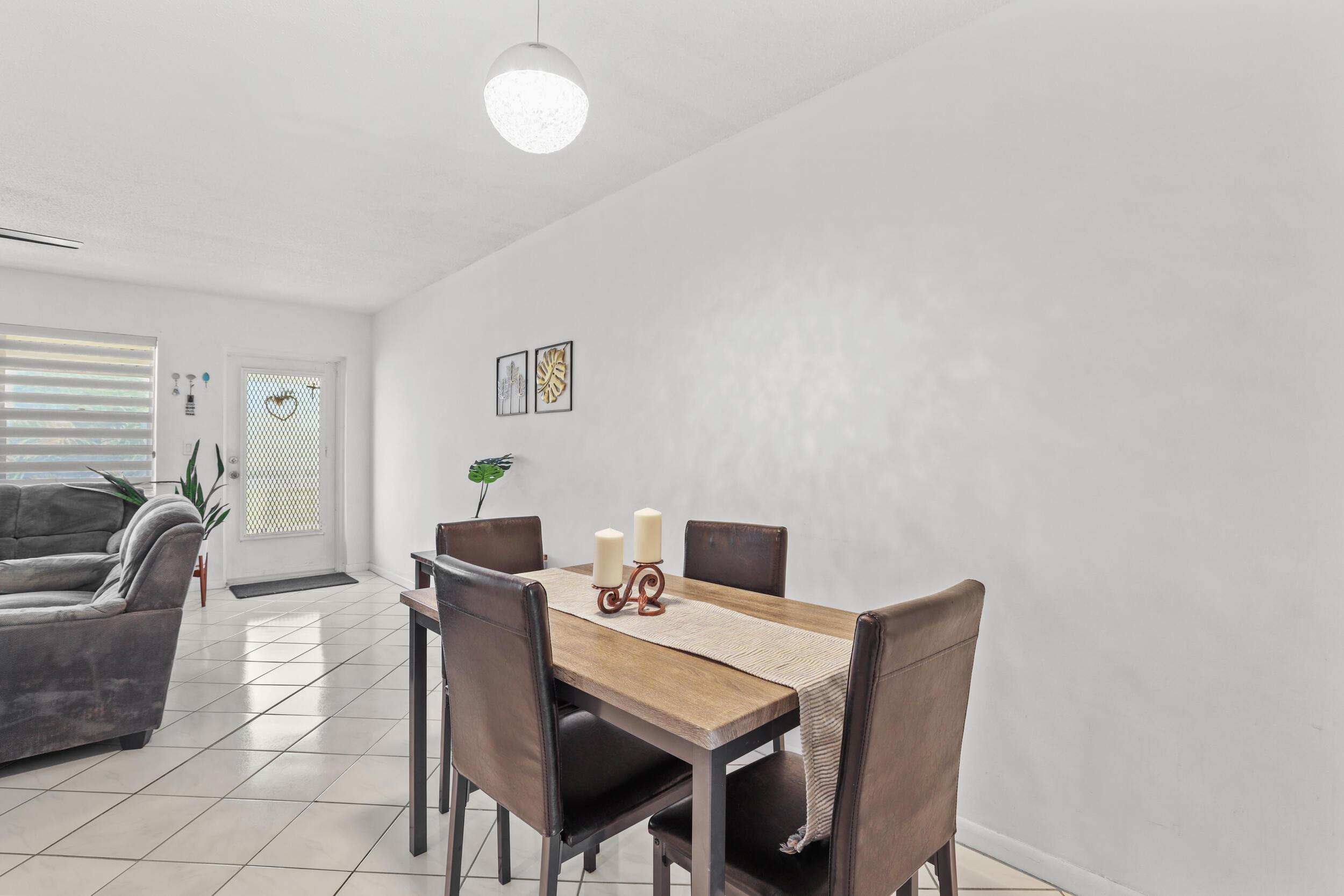 215 Sheffield I, West Palm Beach, FL 33417, West Palm Beach - Photo 5