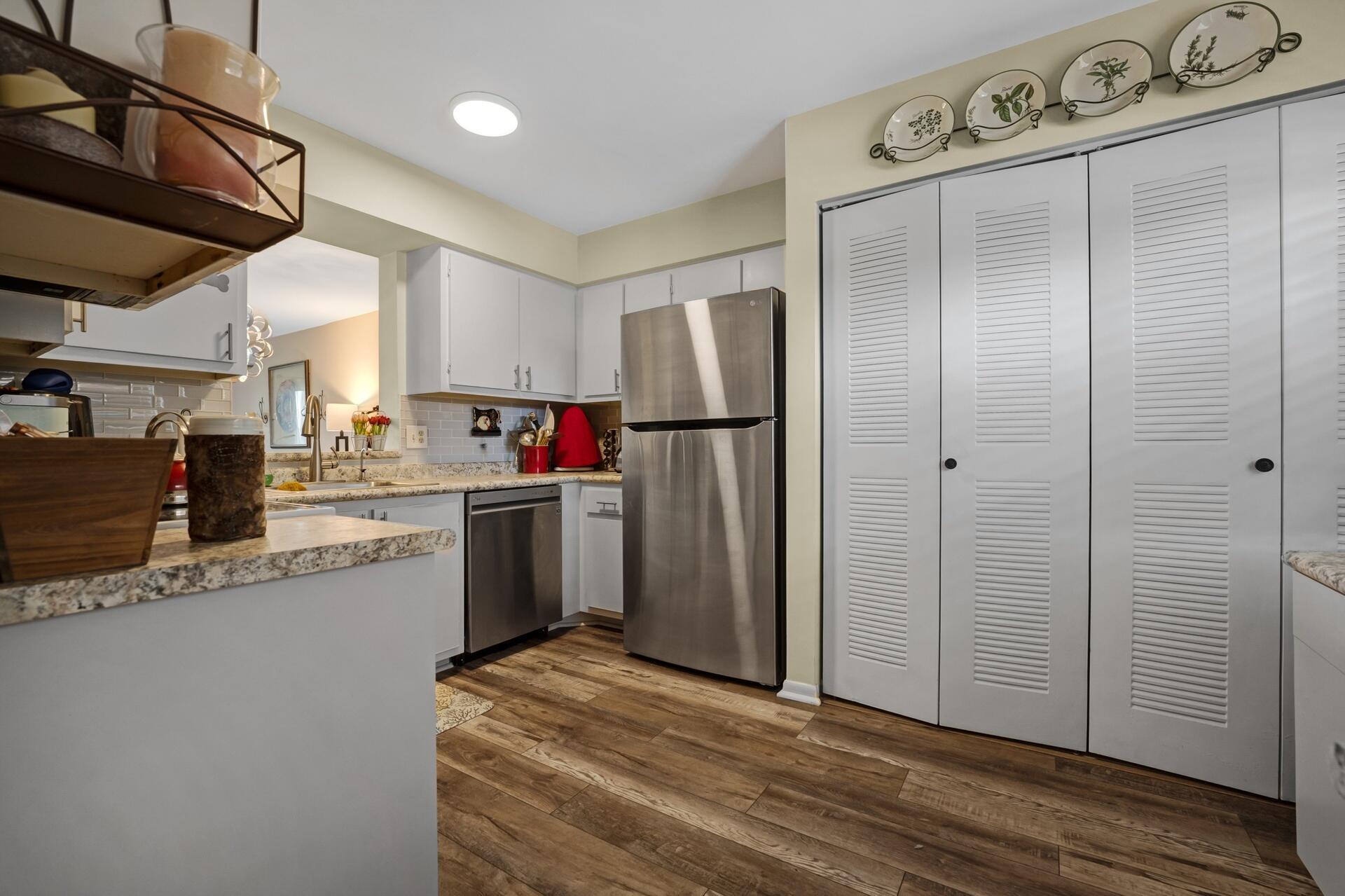 6936 Huntington Lane 204, Delray Beach, FL 33446, Delray Beach - Photo 3