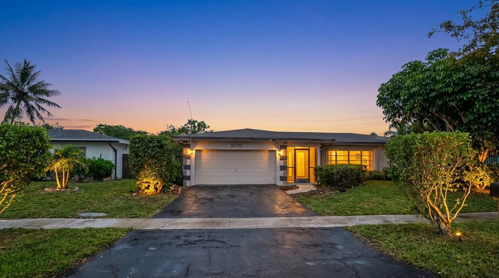 8270 NW 66th Terrace, Tamarac, FL 33321, Tamarac - Photo 2