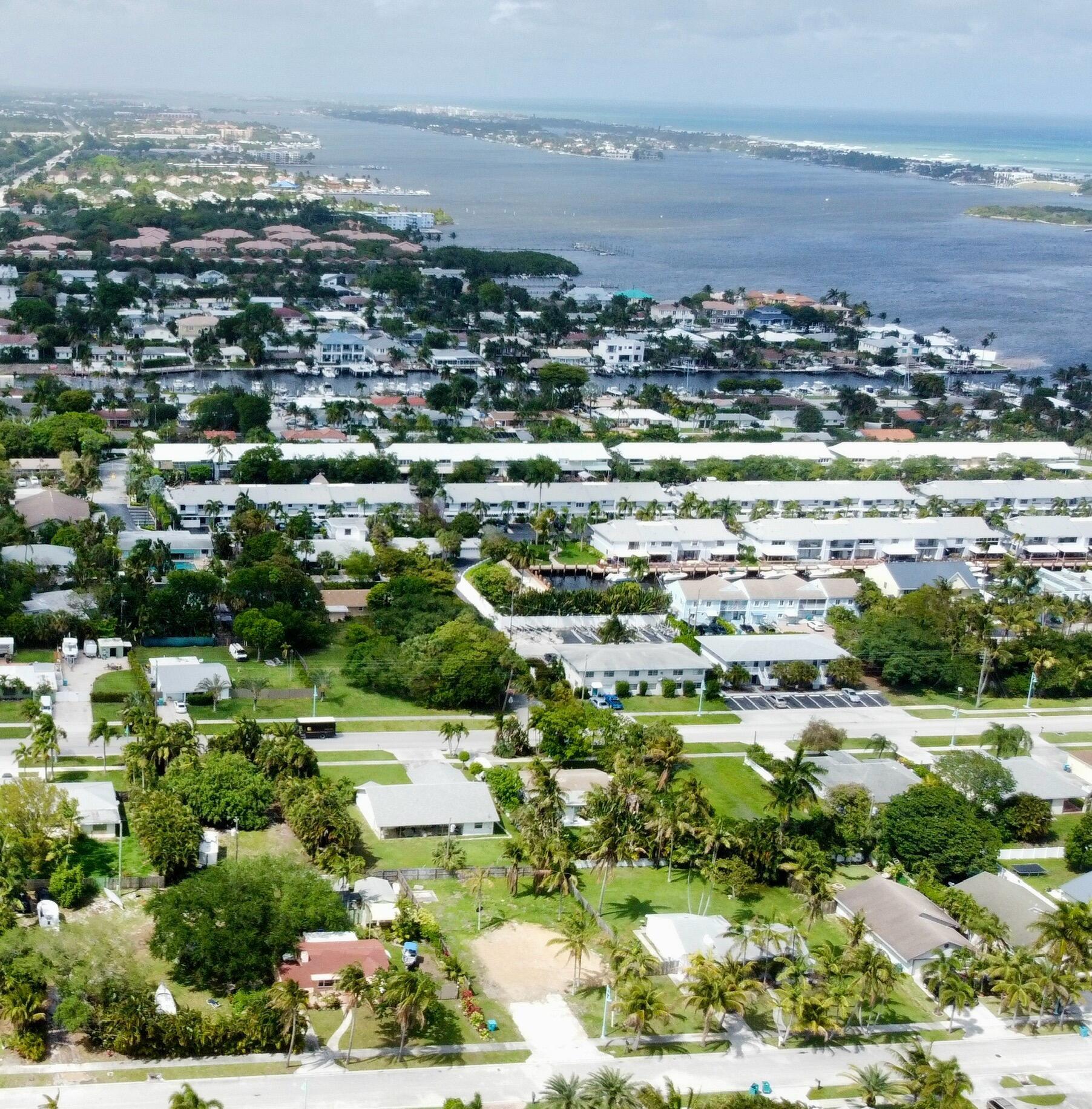 647 NE 9th Avenue, Boynton Beach, FL 33435, Boynton Beach - Photo 4