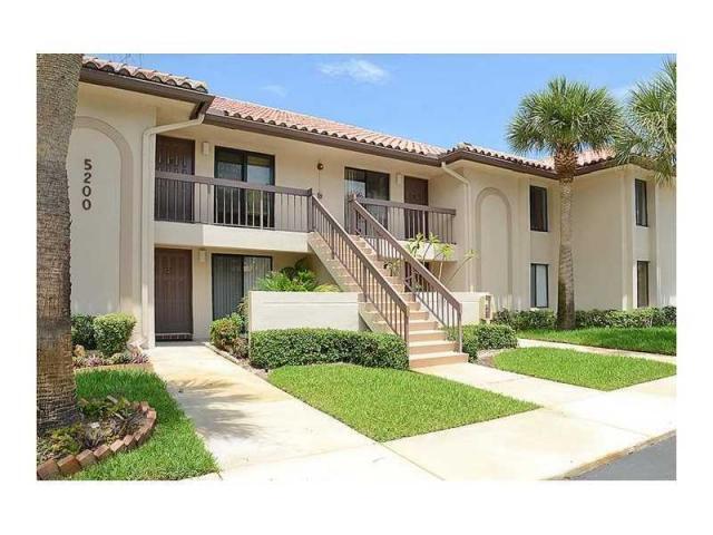5200 E Club Circle 206, Boca Raton, FL 33487, Boca Raton
