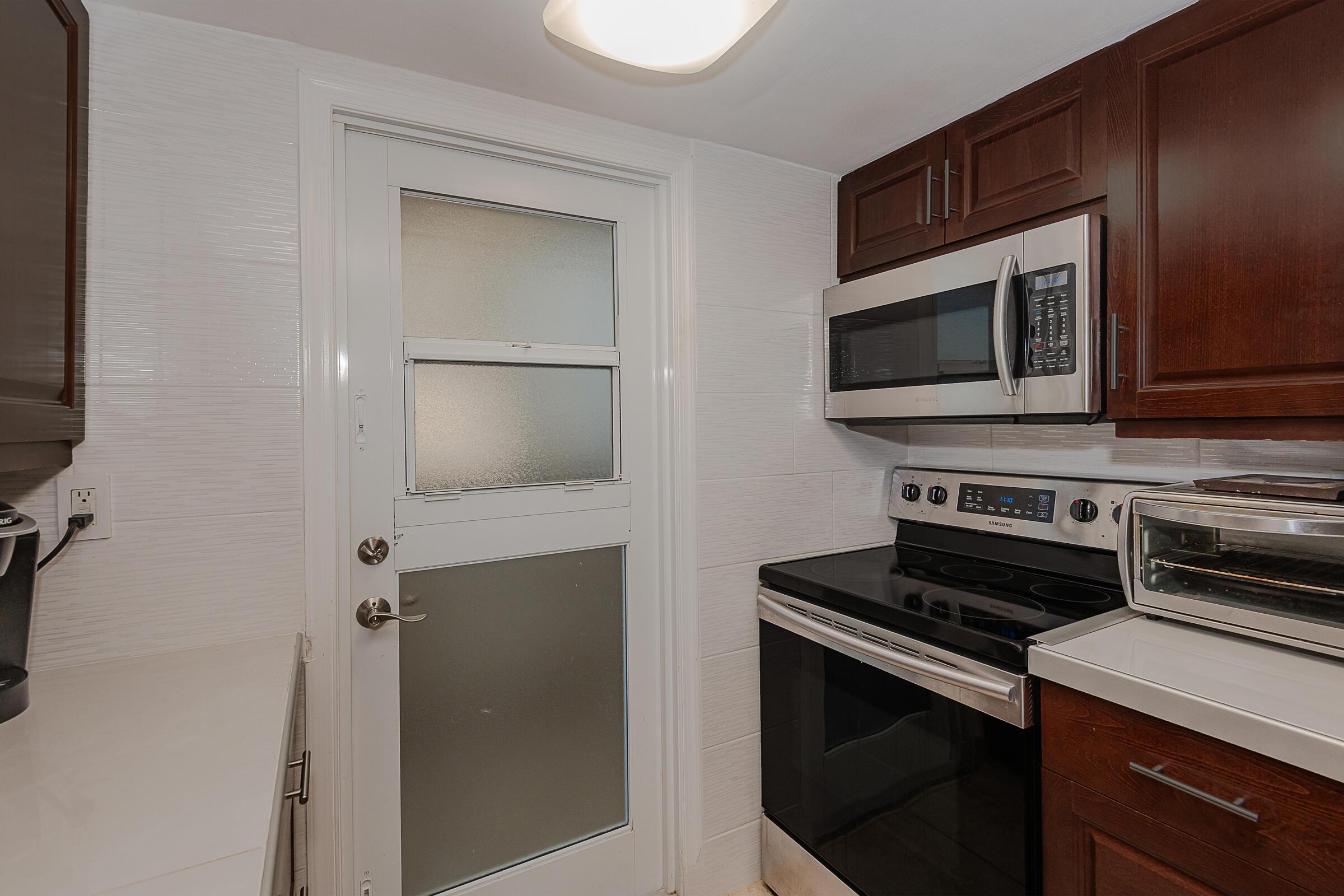 2076 S Ocean Drive 207, Hallandale Beach, FL 33009, Hallandale Beach - Photo 5