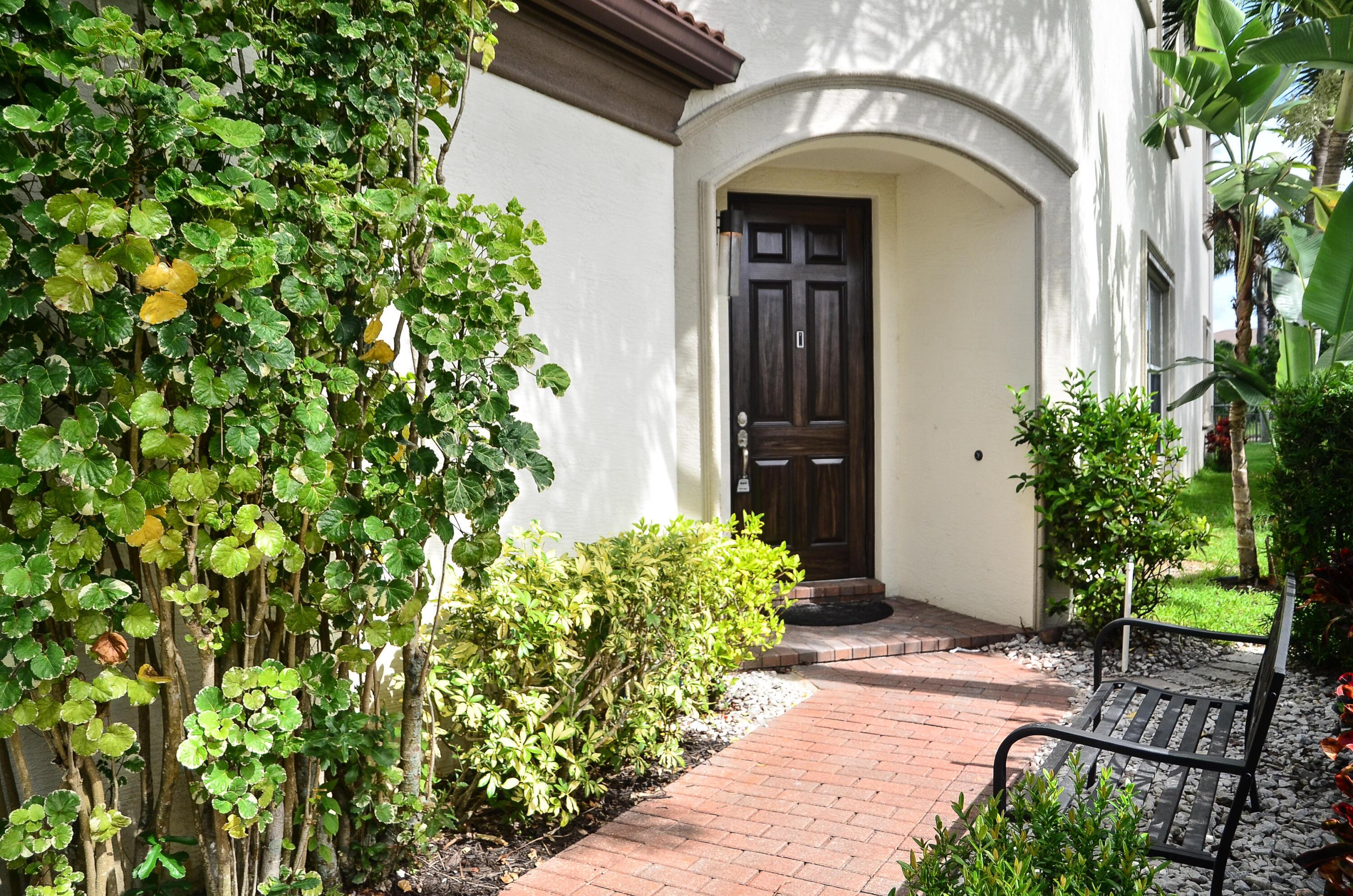 9720 Phipps Lane, Wellington, FL 33414, Wellington - Photo 2