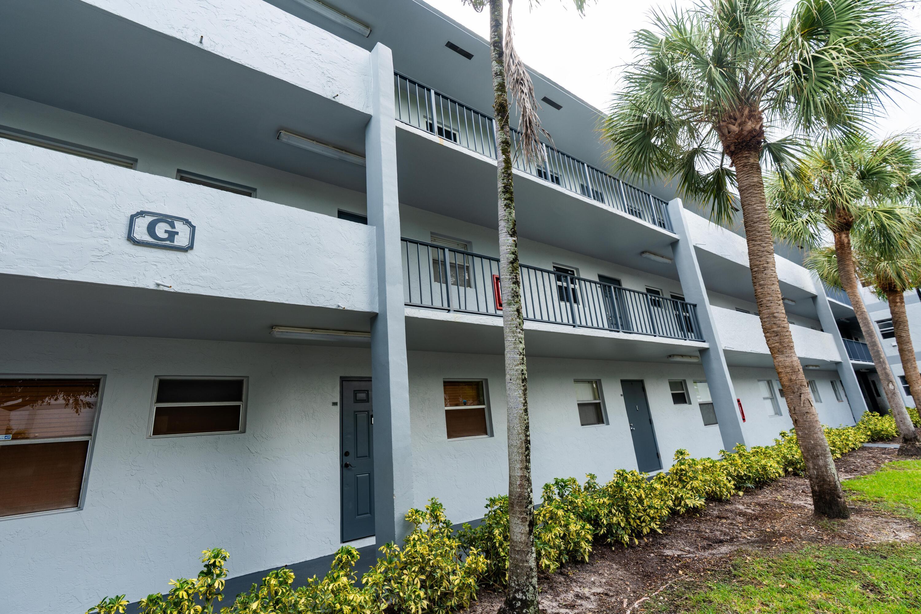 8360 Sands Point Boulevard G306, Tamarac, FL 33321, Tamarac - Photo 3