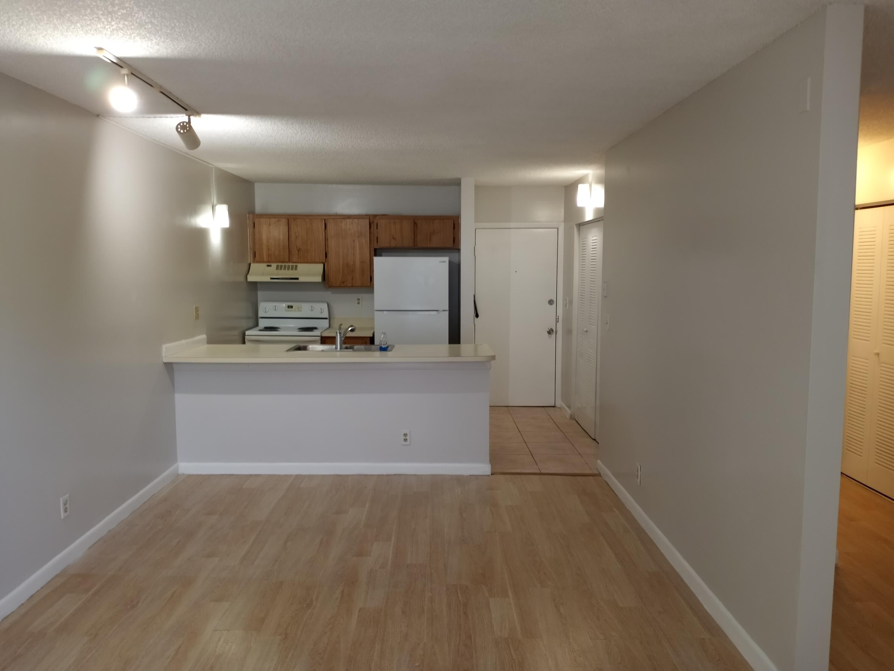 2771 Riverside Drive 210-a, Coral Springs, FL 33065, Coral Springs - Photo 5