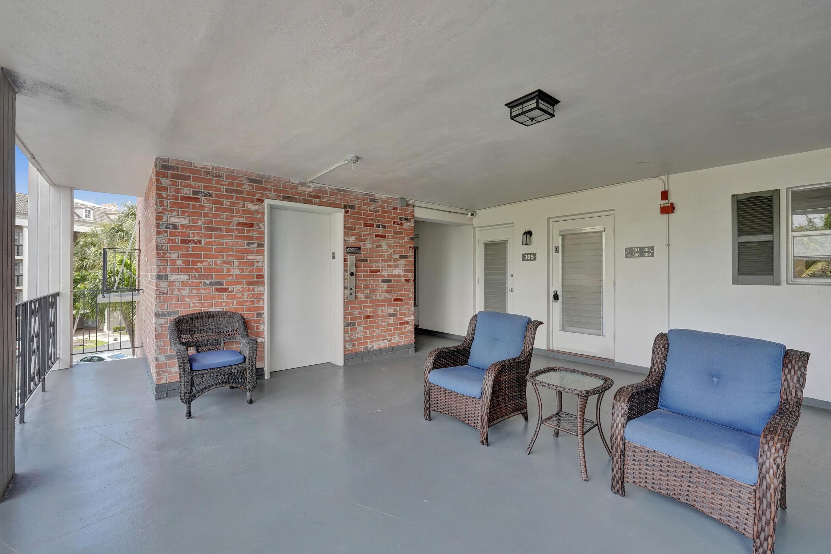 455 Paradise Isle Boulevard 305, Hallandale Beach, FL 33009, Hallandale Beach - Photo 5