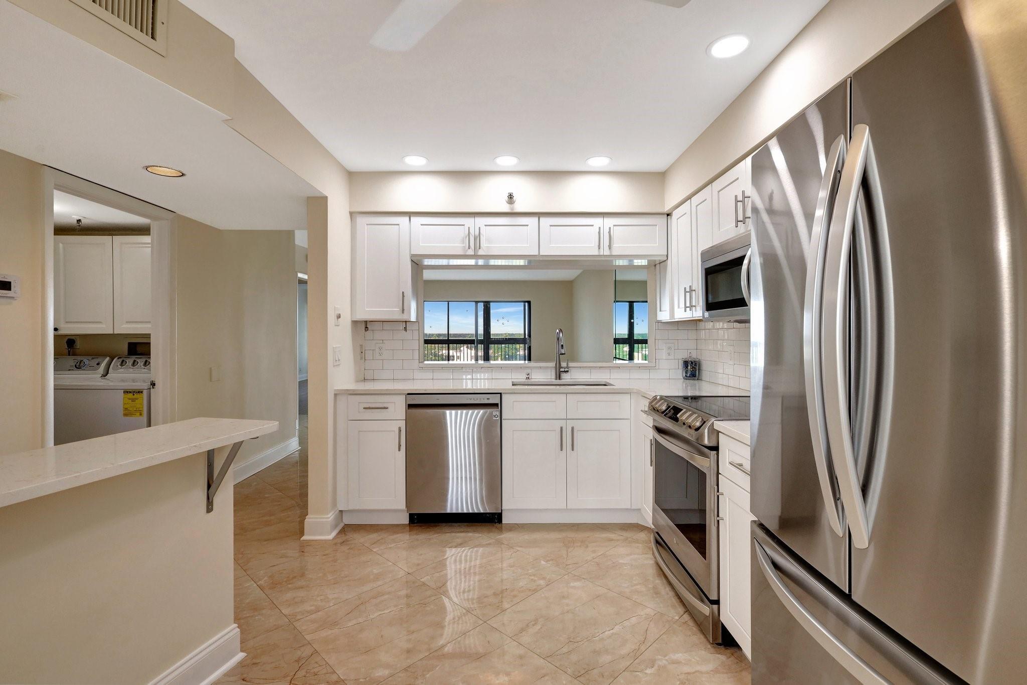 14460 Strathmore Lane 807, Delray Beach, FL 33446, Delray Beach - Photo 4