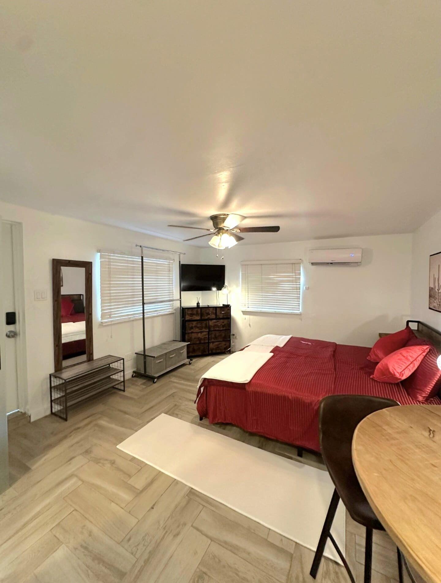1211 NE 15th Avenue 1-2, Fort Lauderdale, FL 33304, Fort Lauderdale - Photo 5