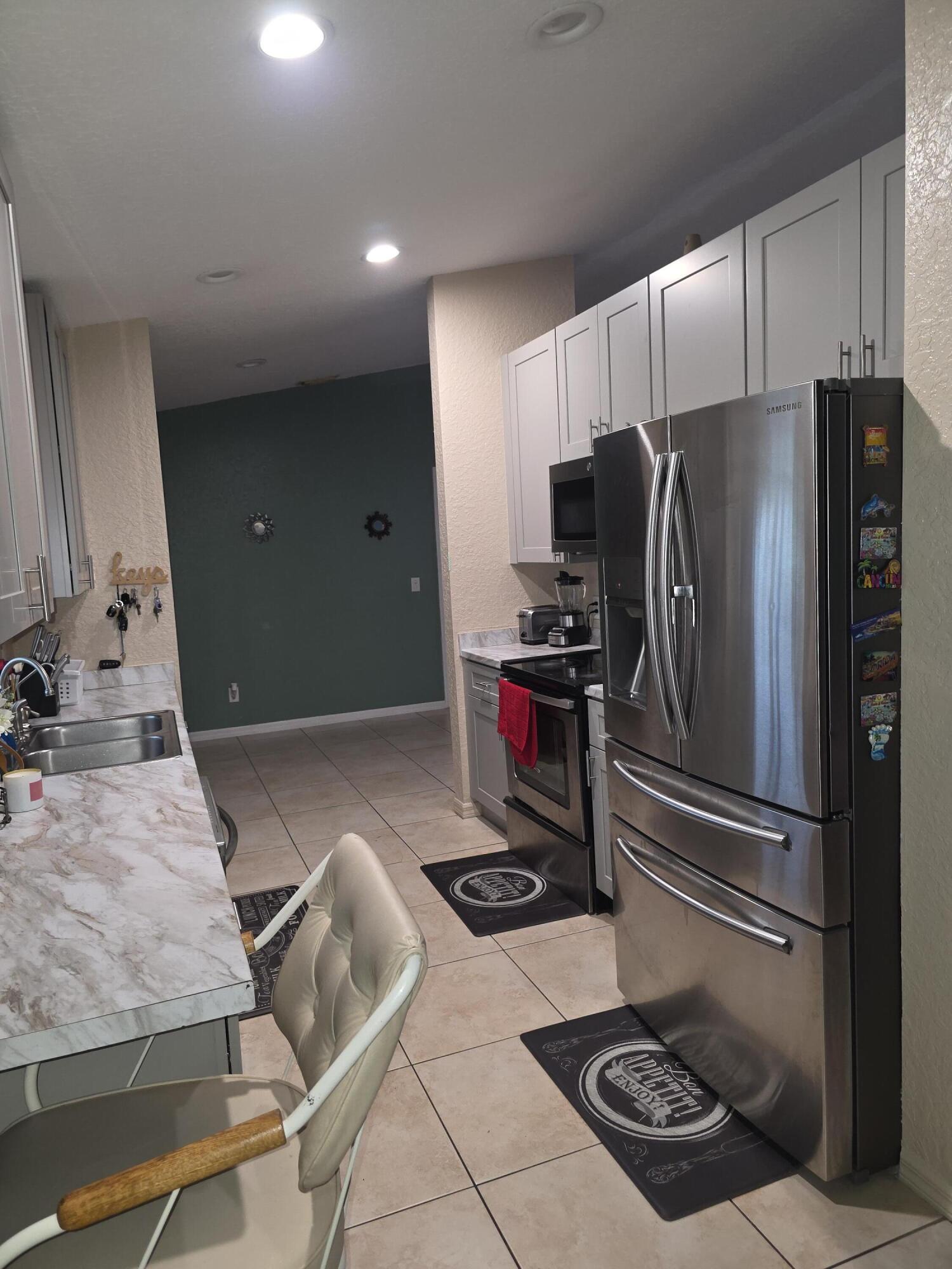 557 SW Baoy Avenue, Port St. Lucie, FL 34953, Port St. Lucie - Photo 4