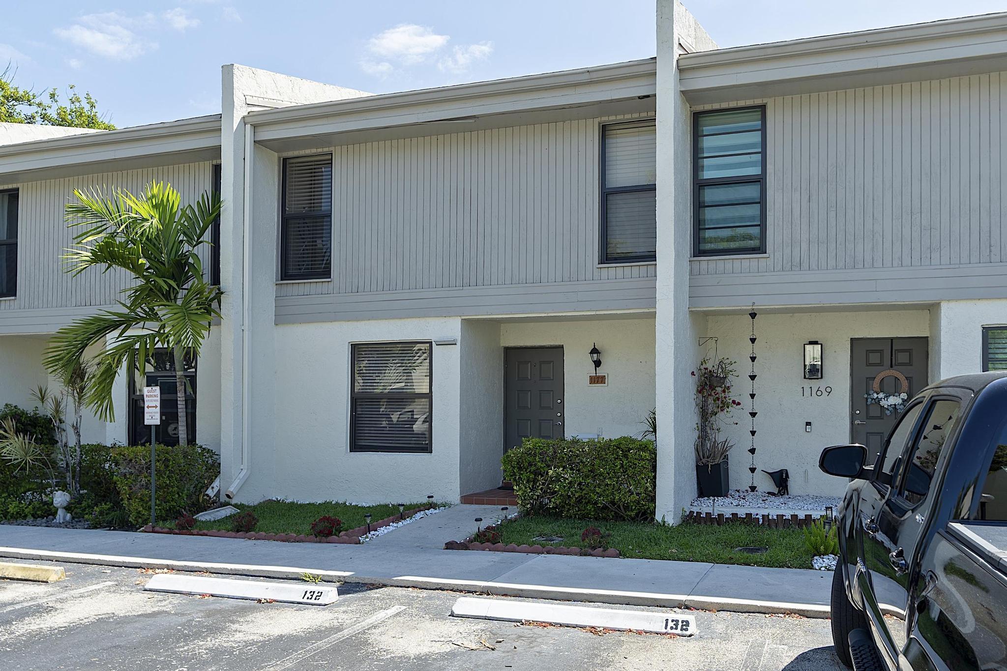 1177 NW 98th Terrace 132, Pembroke Pines, FL 33024, Pembroke Pines - Photo 3