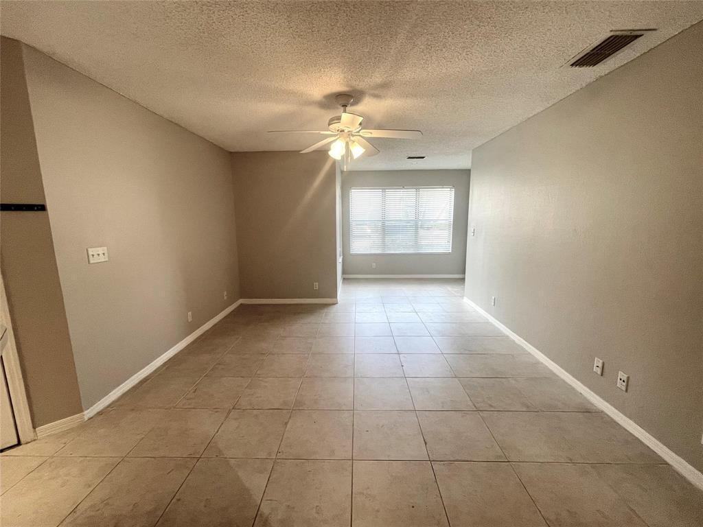 3350 N Pinewalk Dr Drive N 1413, Margate, FL 33063, Margate - Photo 3