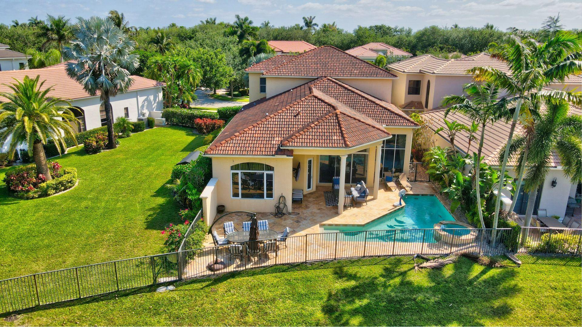 17739 Lake Azure Way, Boca Raton, FL 33496, Boca Raton - Photo 2