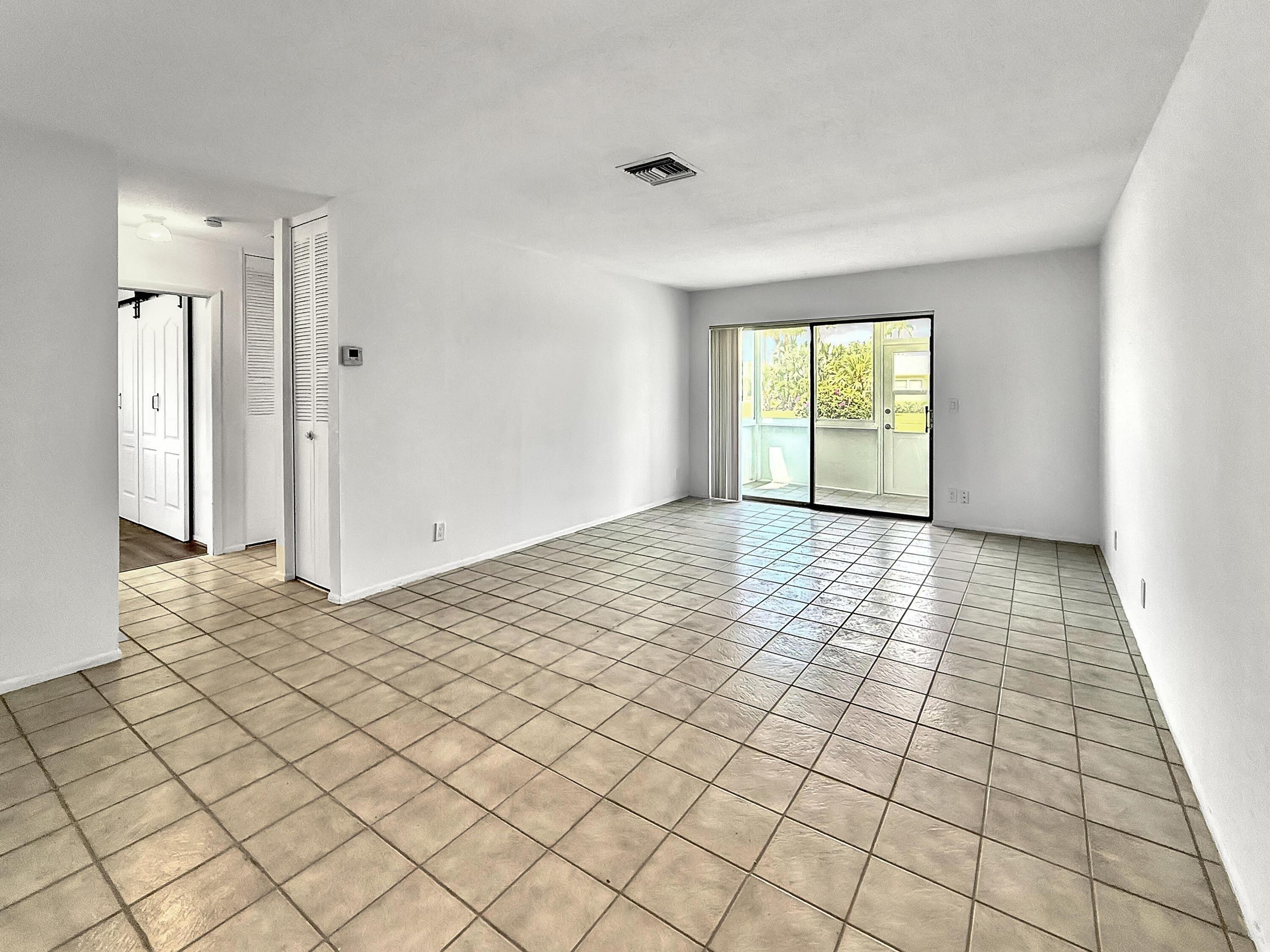 5263 Cresthaven Boulevard A, West Palm Beach, FL 33415, West Palm Beach - Photo 3