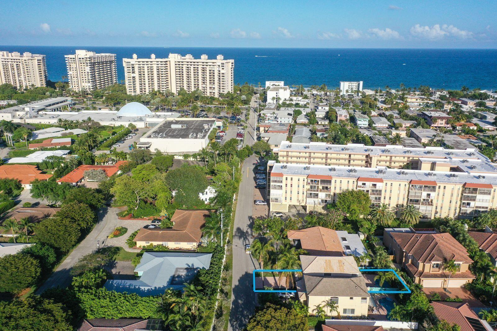 218 Pine Avenue, Lauderdale-By-The-Sea, FL 33308, Lauderdale-By-The-Sea - Photo 2