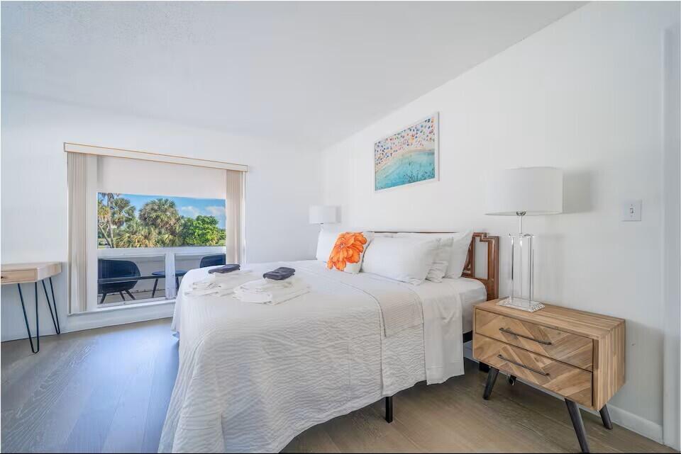 6 Lucerne Avenue 3, Lake Worth Beach, FL 33460, Lake Worth Beach - Photo 5