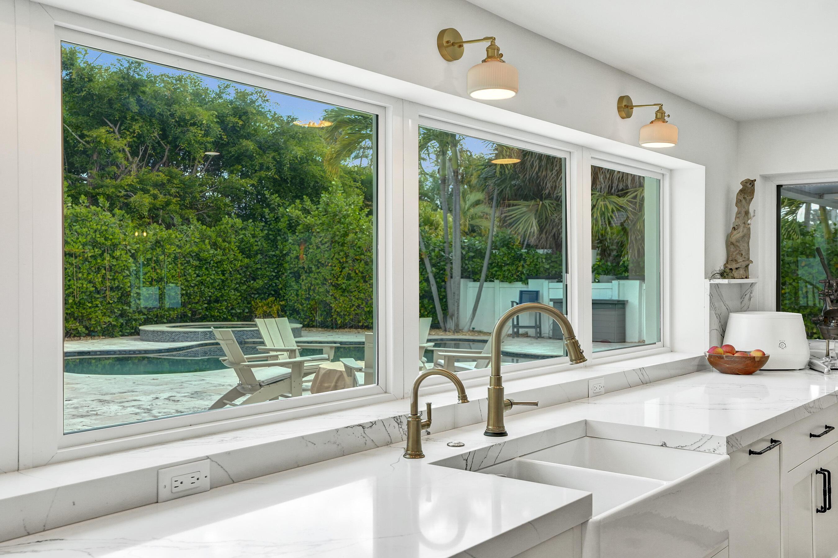 2421 NE 12th Street, Fort Lauderdale, FL 33304, Fort Lauderdale - Photo 5