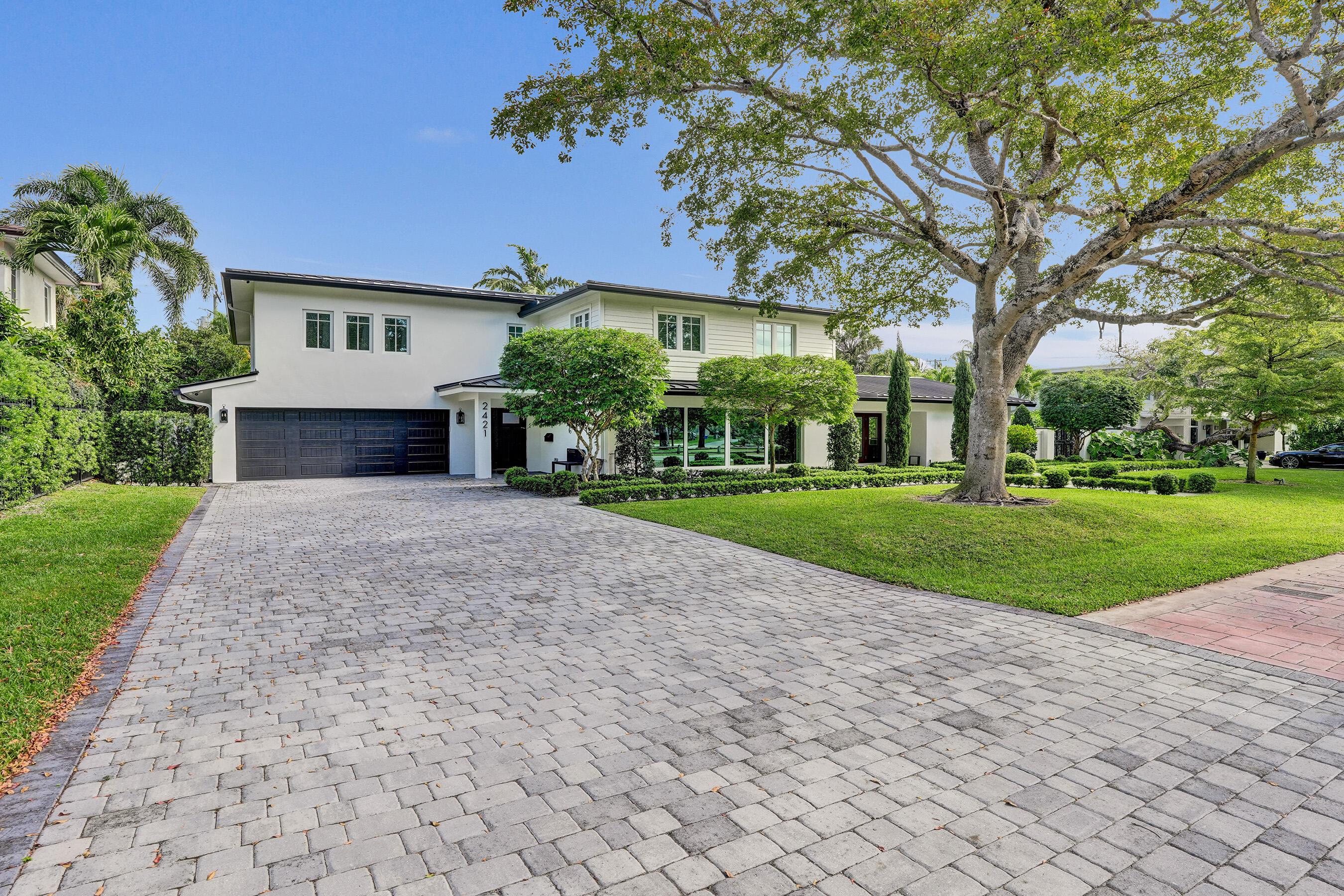2421 NE 12th Street, Fort Lauderdale, FL 33304, Fort Lauderdale - Photo 3