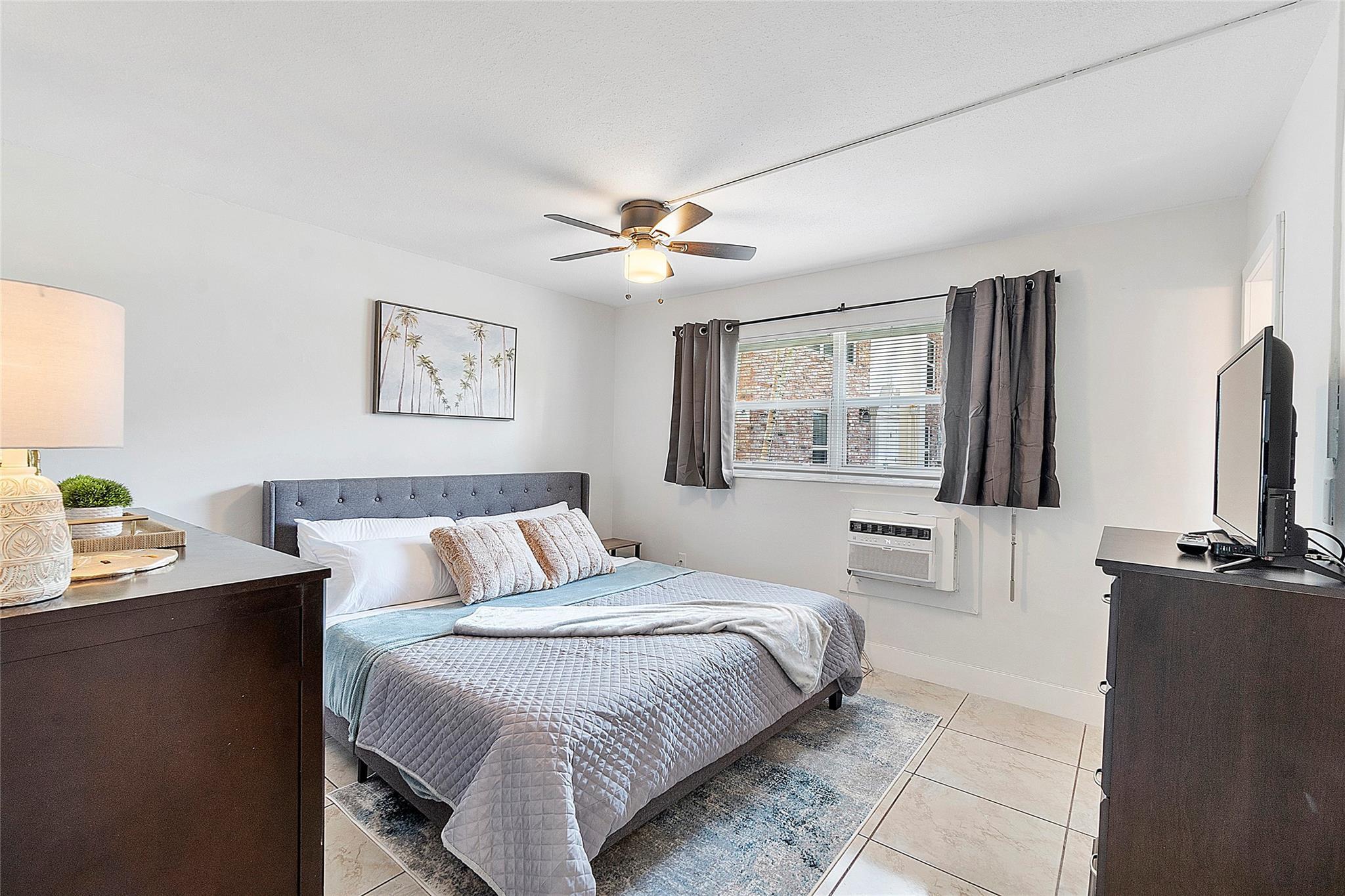 3230 NE 13th Street 102, Pompano Beach, FL 33062, Pompano Beach - Photo 4