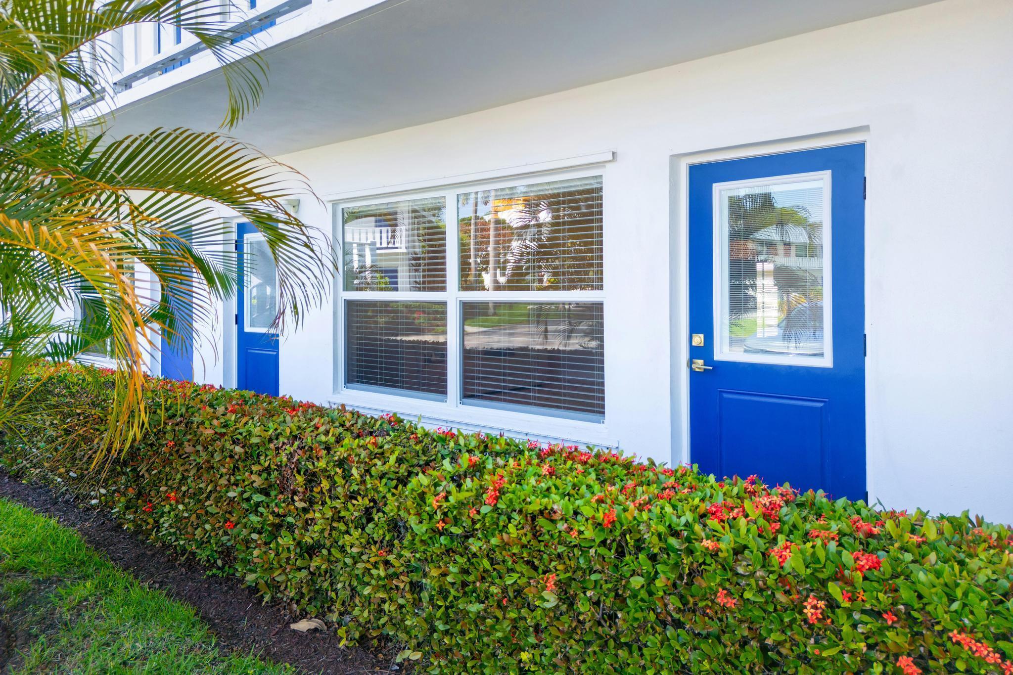 2929 SE Ocean Boulevard E4, Stuart, FL 34996, Stuart - Photo 4
