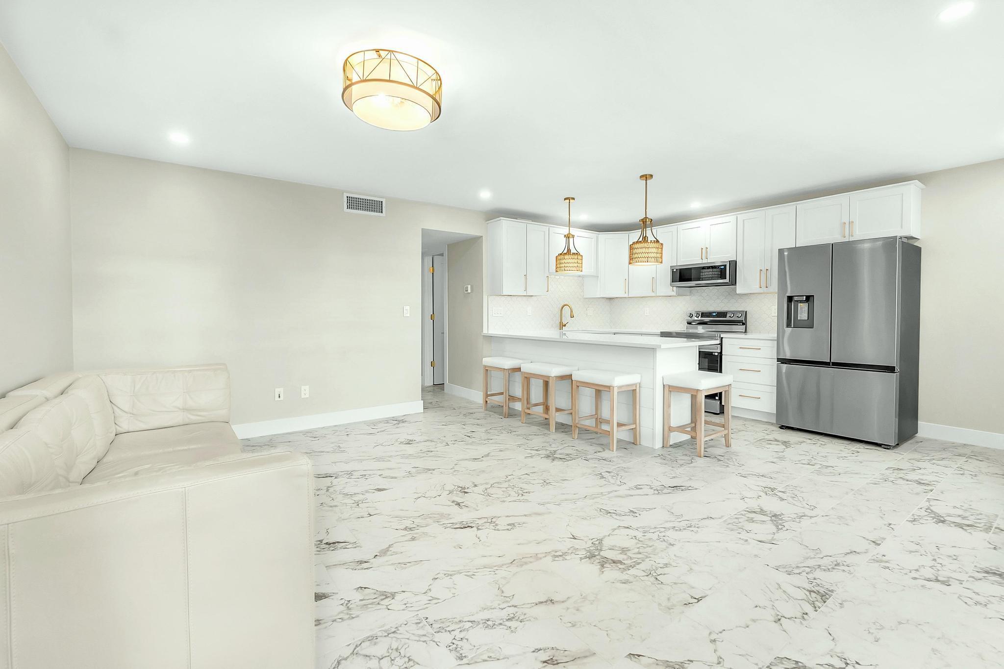 2929 SE Ocean Boulevard E4, Stuart, FL 34996, Stuart - Photo 5