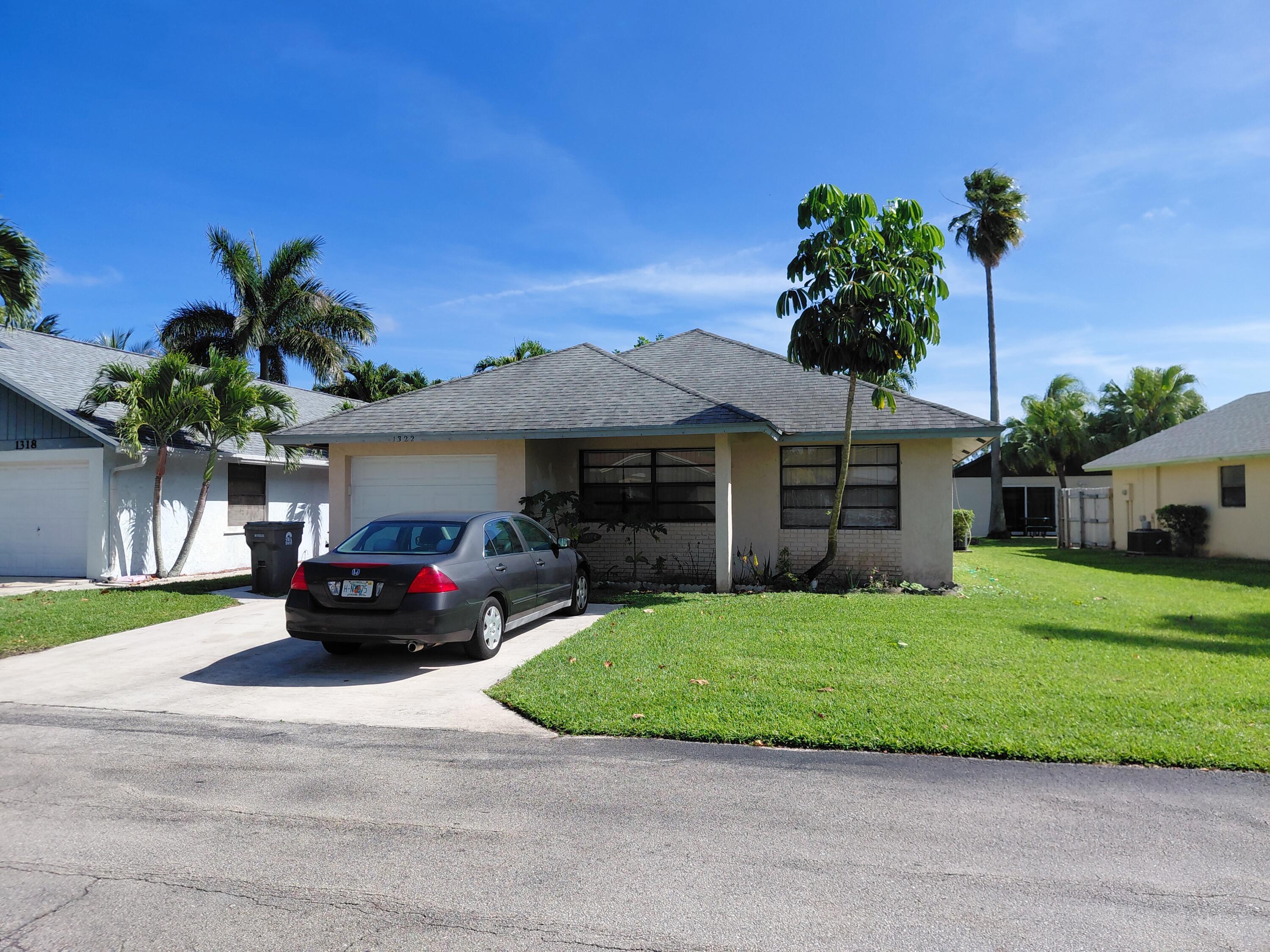 1322 Pines Lane, West Palm Beach, FL 33415, West Palm Beach
