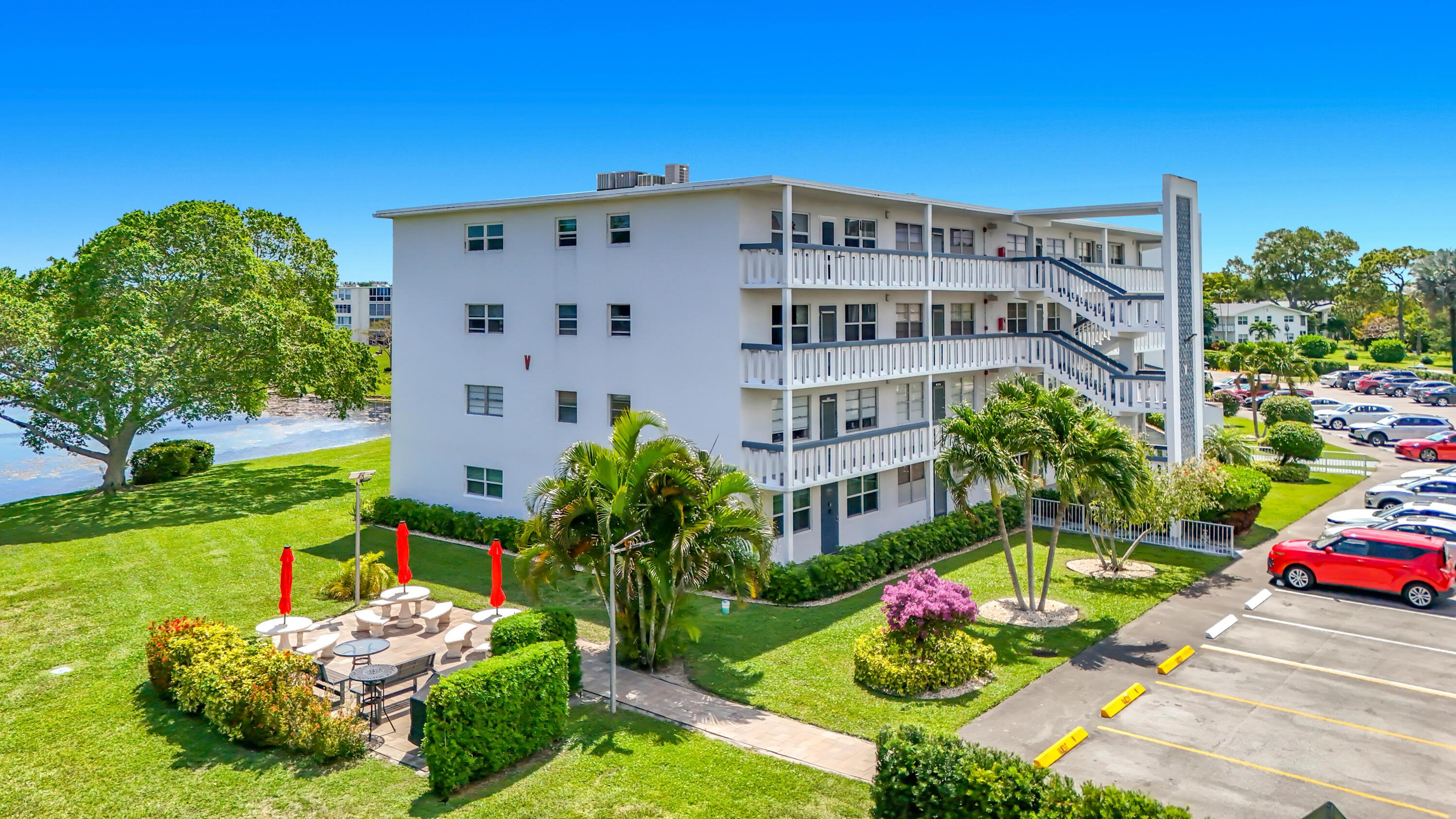 2114 Oakridge V, Deerfield Beach, FL 33442, Deerfield Beach